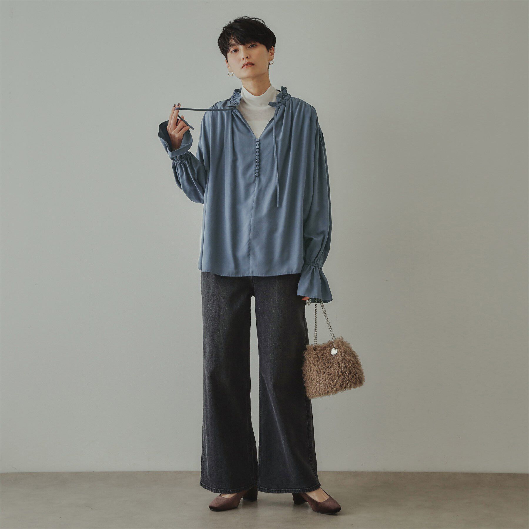 OPAQUE.CLIP「【大草直子さんコラボ】フリルネックブラウス」|シャツ・ブラウス|