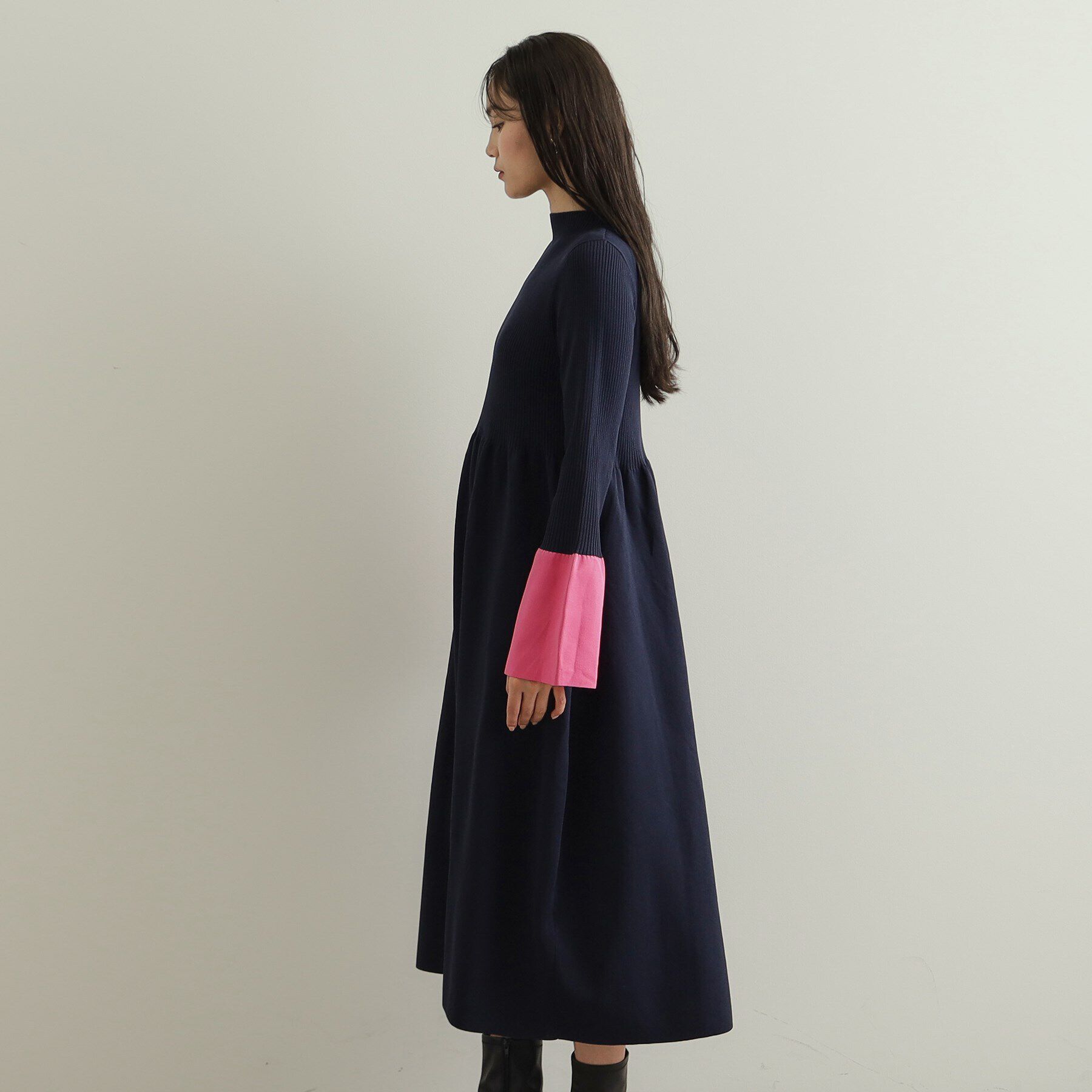 OPAQUE.CLIP「《STORY掲載》配色フレアスリーブニットワンピース【洗濯機洗い可】」|ワンピース|