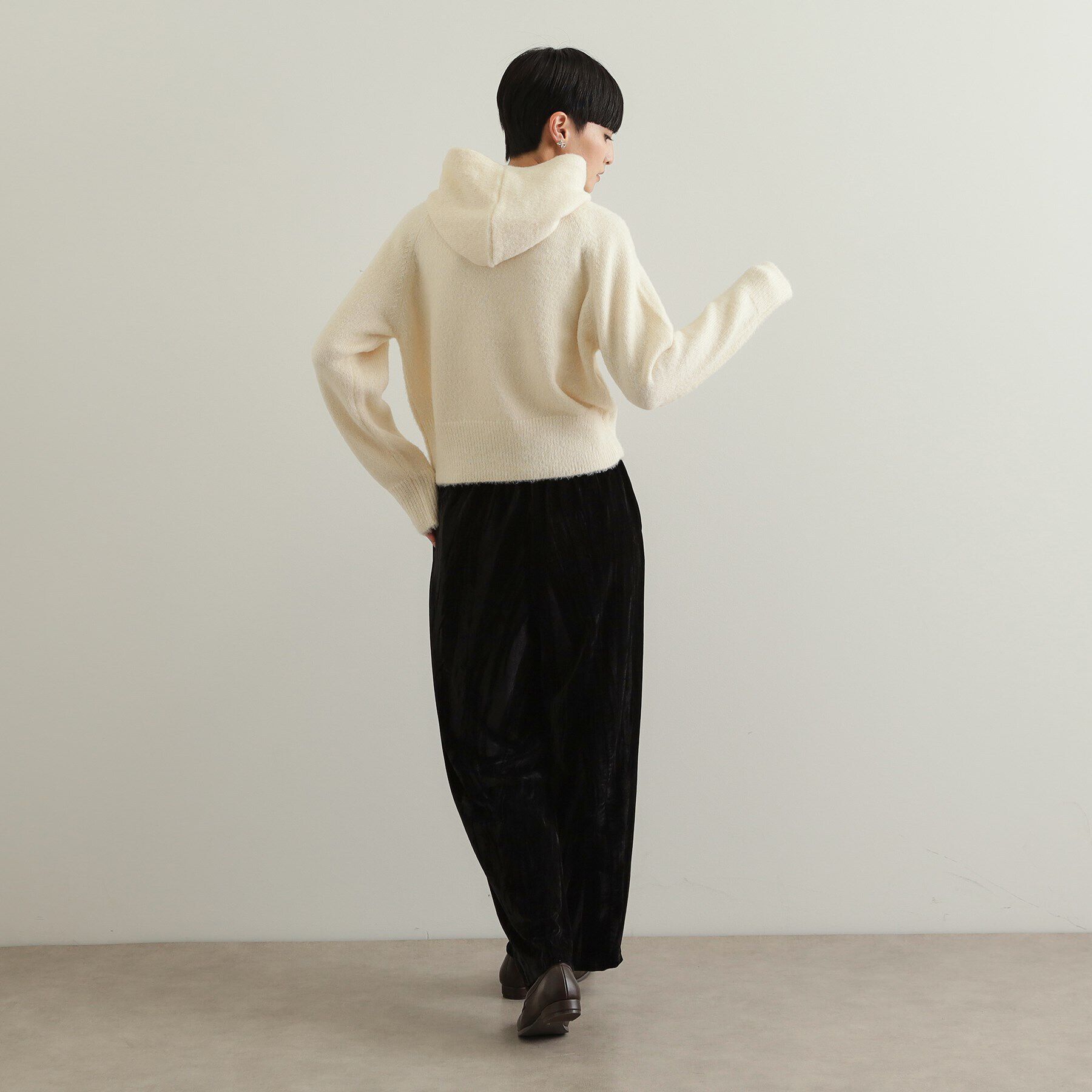 OPAQUE.CLIP「クラッシュベロア イージーワイドパンツ【洗濯機洗い可】」|その他|