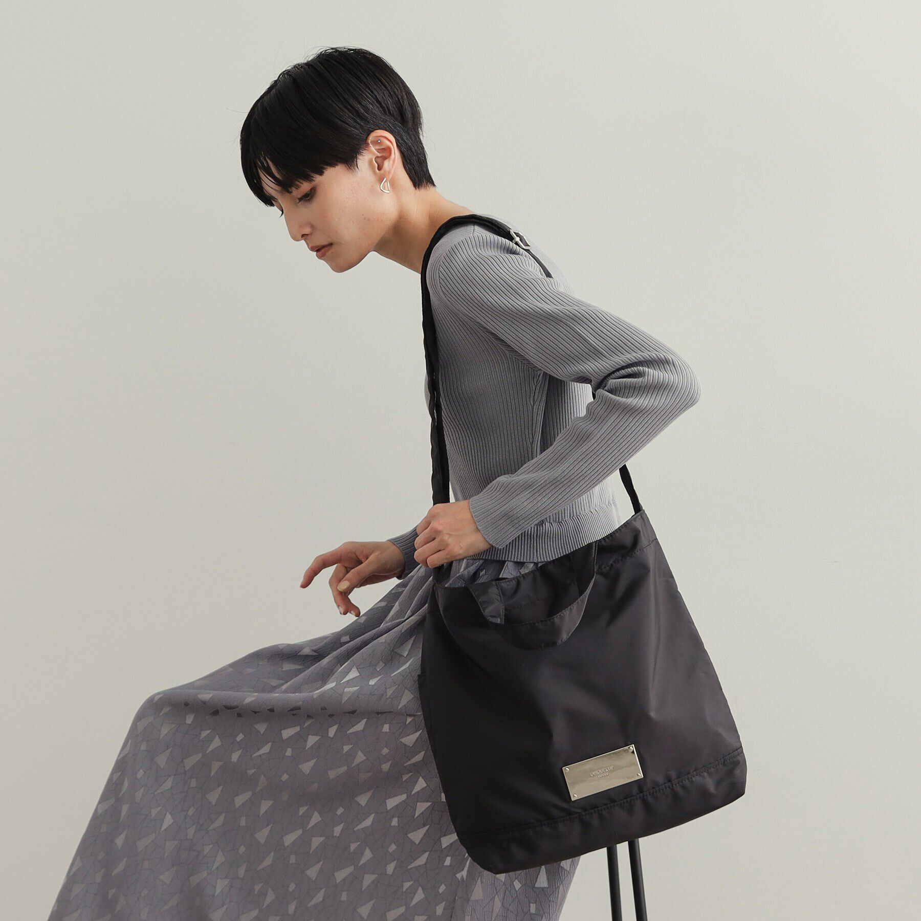 OPAQUE.CLIP「【2WAY/A4サイズ対応】メタルプレートトートバッグ」|トートバッグ|