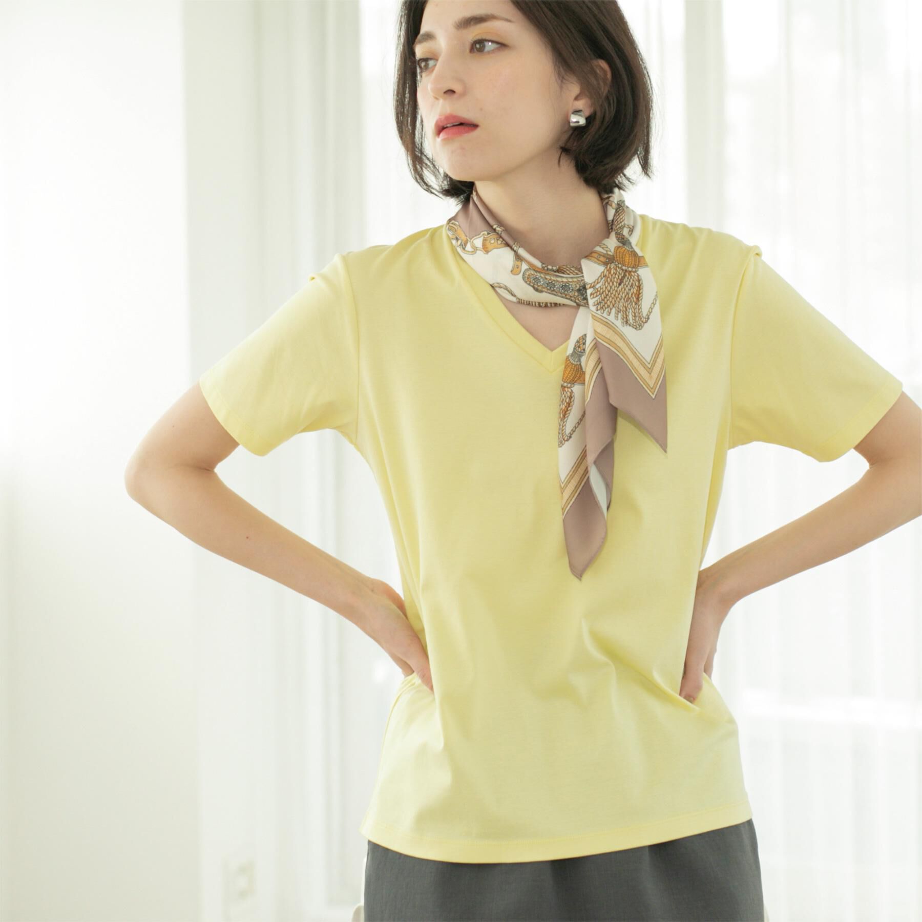 OPAQUE.CLIP「《5色展開/SS-LLサイズ》VネックベーシックTシャツ【接触冷感/洗濯機洗い可】」|Tシャツ・カットソー|ライトイエロー(83