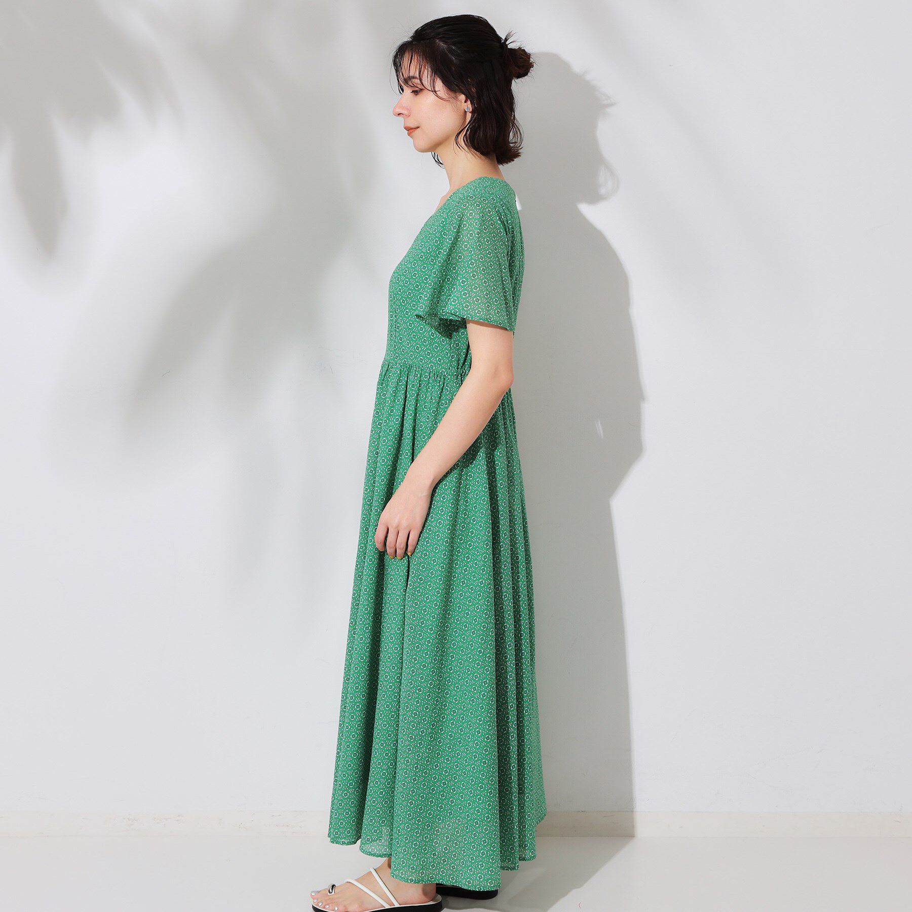 OPAQUE.CLIP「Vネックフィット＆フレアドレス/オーガニックコットン混【洗濯機洗い可】」|ワンピース|