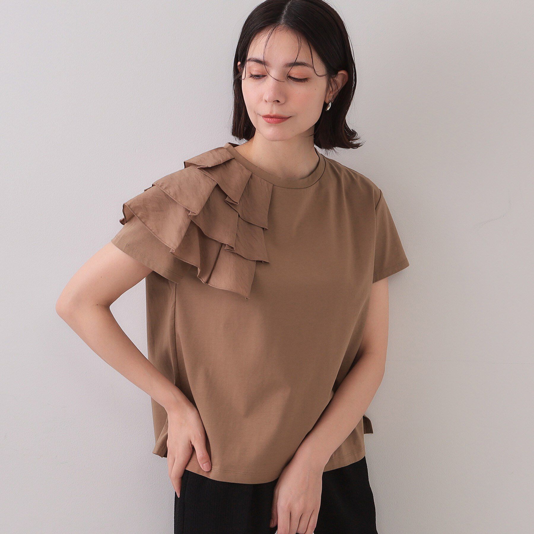 OPAQUE.CLIP「ショルダーフリルドッキングカットソー【UV/接触冷感/洗濯機洗い可】」|Tシャツ・カットソー|