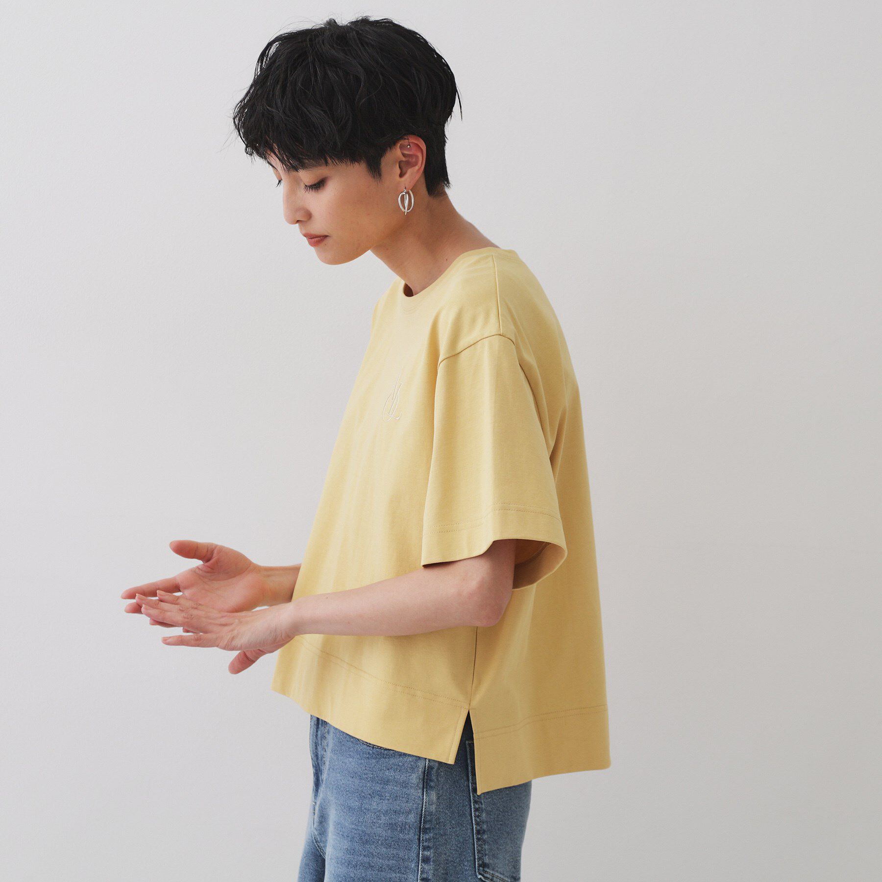 OPAQUE.CLIP「刺繍ロゴワイドシルエットTシャツ【洗濯機洗い可】」|Tシャツ・カットソー|