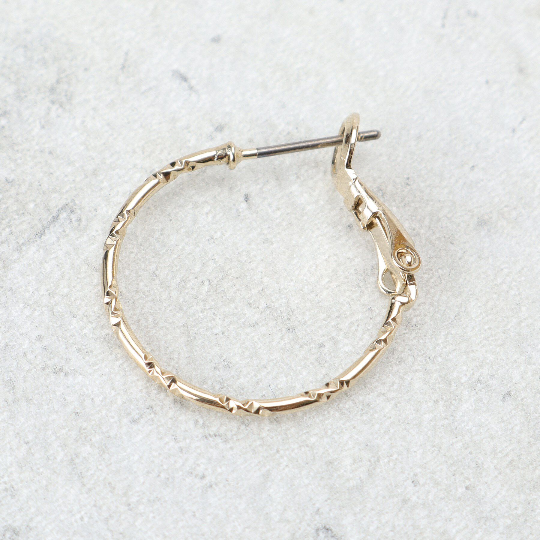 OPAQUE.CLIP「ワンタッチ細フープピアス」|ピアス|