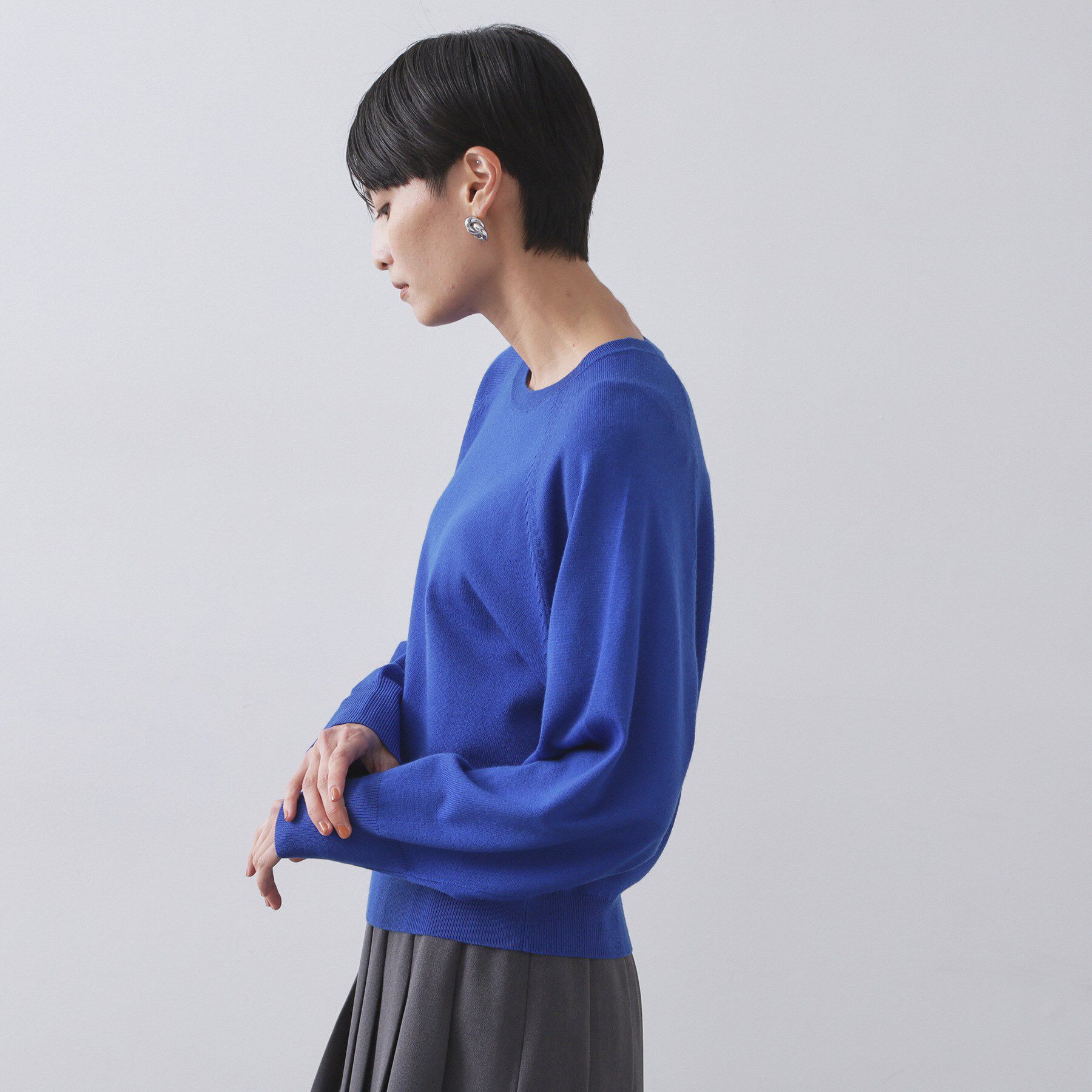 OPAQUE.CLIP「ラグランクルーネックニット/エクストラファインメリノウール【THEシリーズ/洗濯機OK】《6col/」|ニット・セーター|