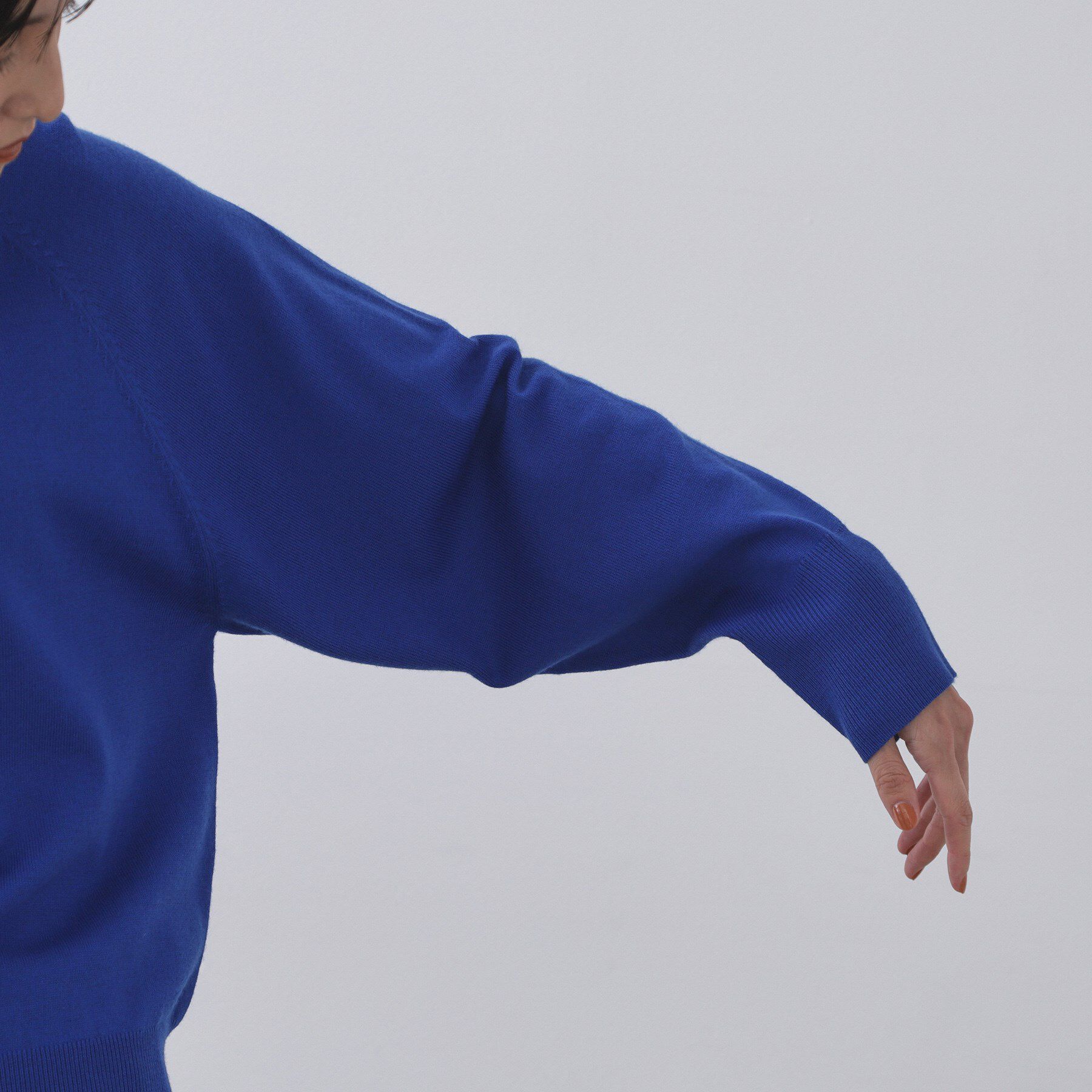 OPAQUE.CLIP「ラグランクルーネックニット/エクストラファインメリノウール【THEシリーズ/洗濯機OK】《6col/」|ニット・セーター|