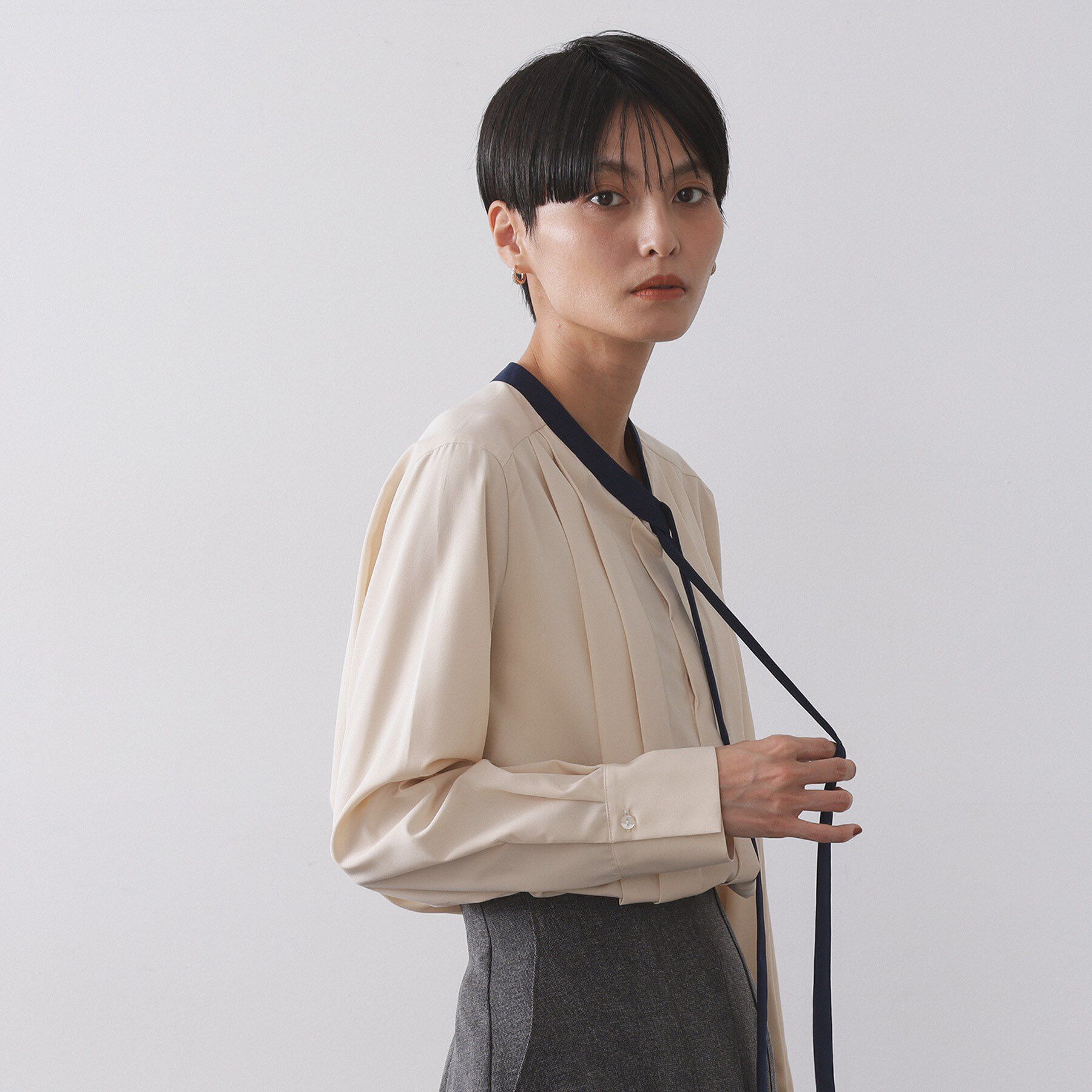 OPAQUE.CLIP「バイカラーボウタイブラウス【洗濯機OK】」|シャツ・ブラウス|