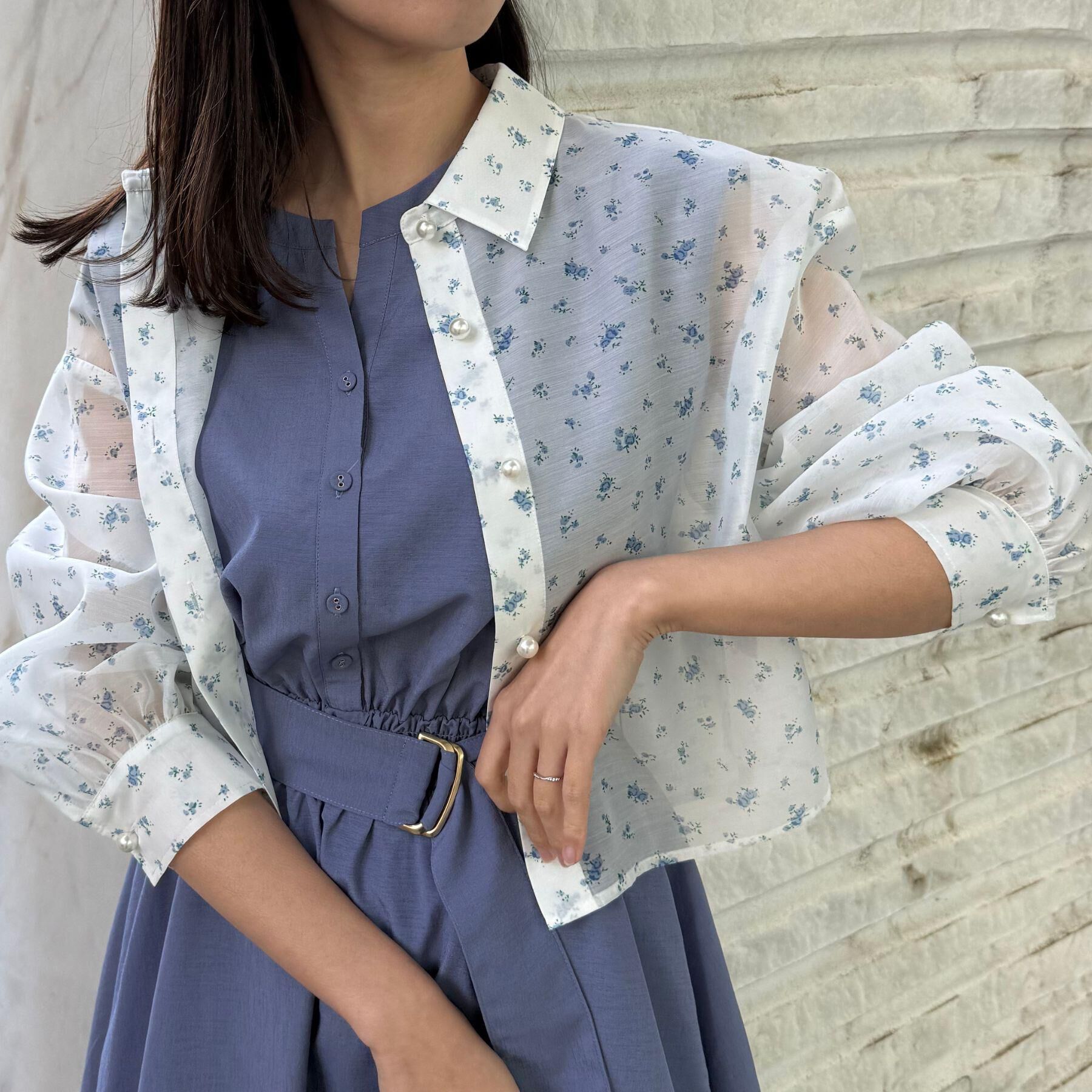 Couture broach「【洗える・オシャレな透け感】パール調ボタンシアーシャツ」|シャツ・ブラウス|