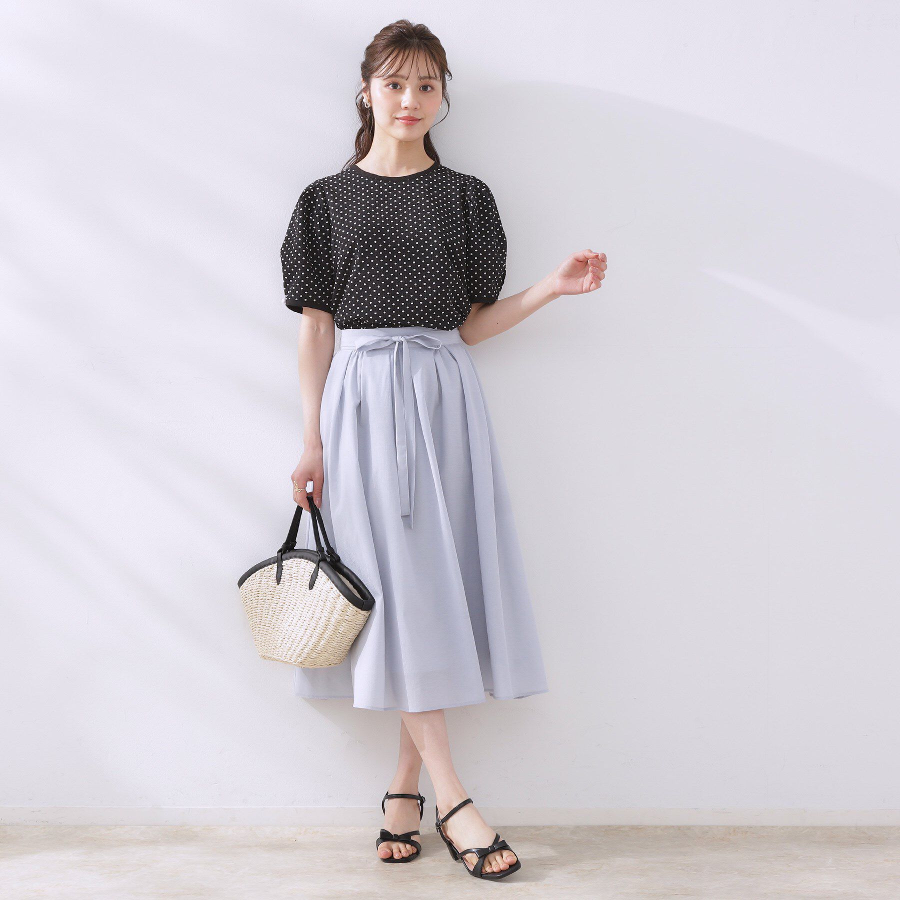 Couture broach「【フェミニン・二の腕カバー・通勤】サッカードットデザインブラウス」|シャツ・ブラウス|