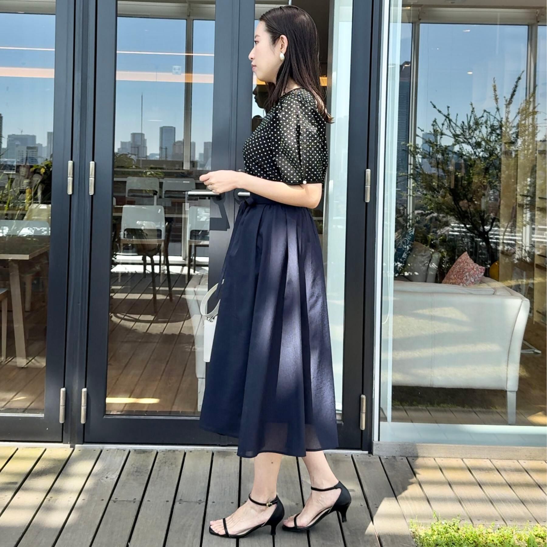 Couture broach「【フェミニン・二の腕カバー・通勤】サッカードットデザインブラウス」|シャツ・ブラウス|