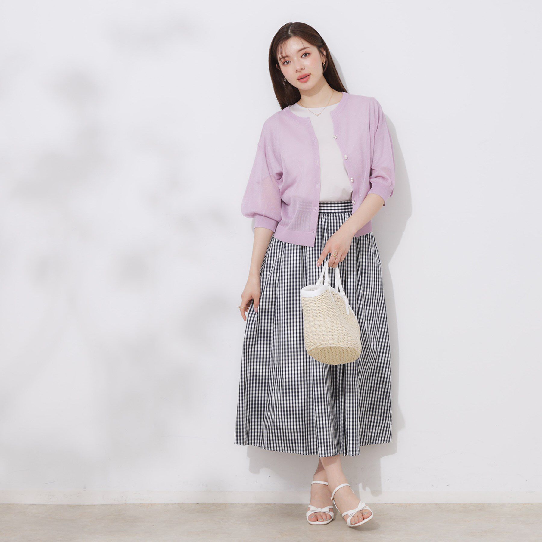 Couture broach「【前後2WAY・二の腕カバー】ダブルパール調釦5分袖シアーカーディガントップス」|カーディガン|