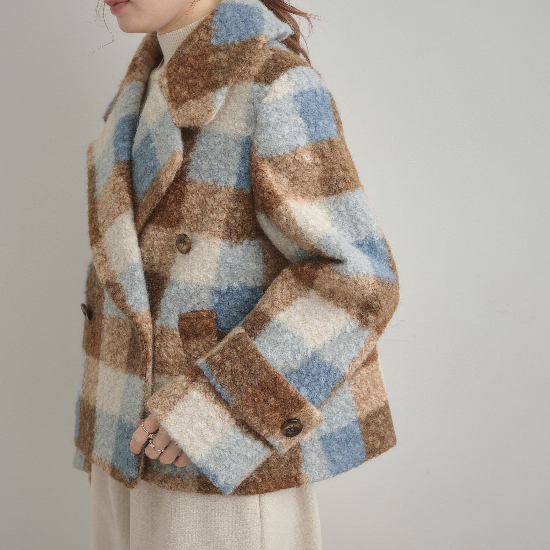 Couture broach「【S-LL/無地・チェック柄】プードルボア ショートコート」|ピーコート|