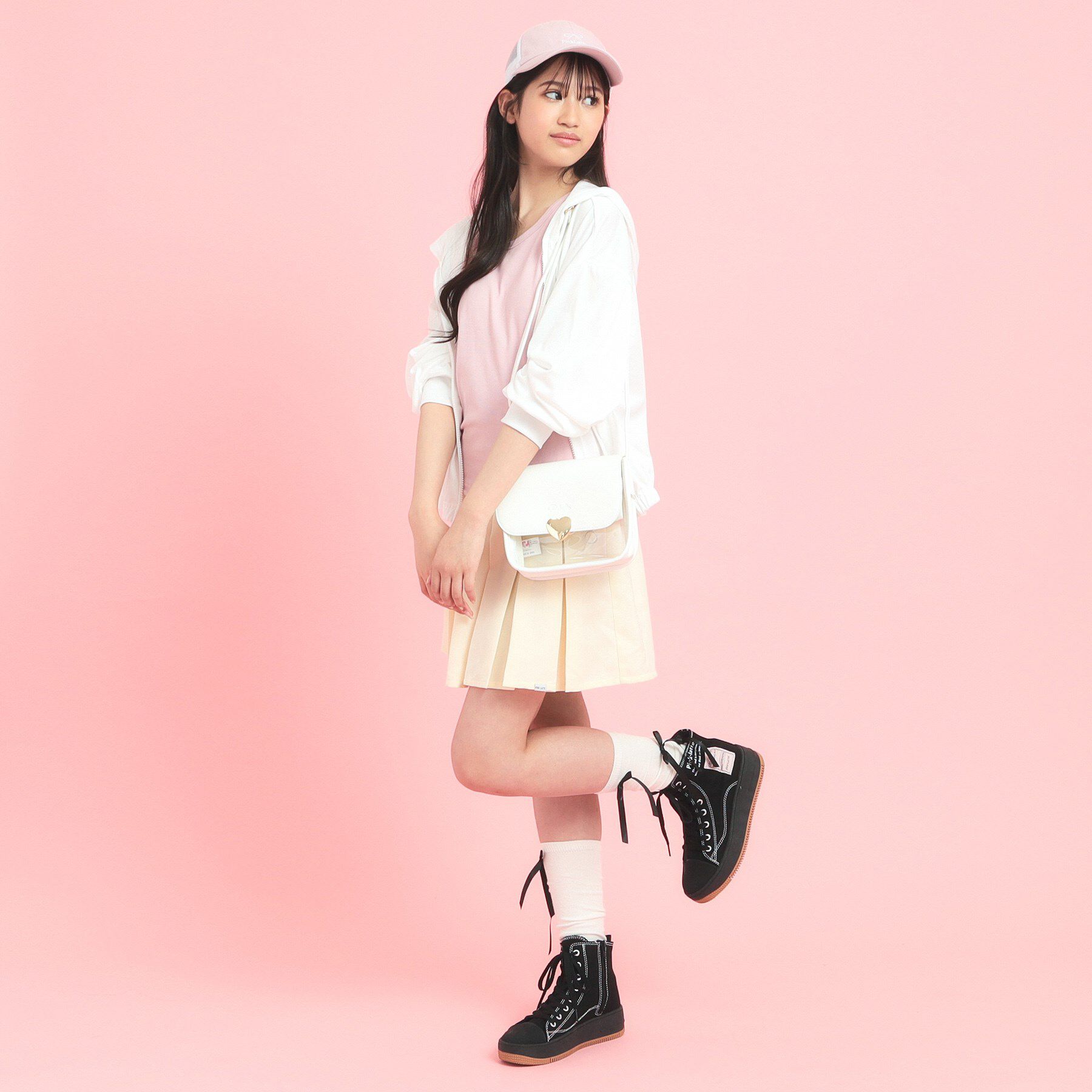 PINK-latte「ハートバックルPVCショルダーバッグ」|ショルダー・メッセンジャー|