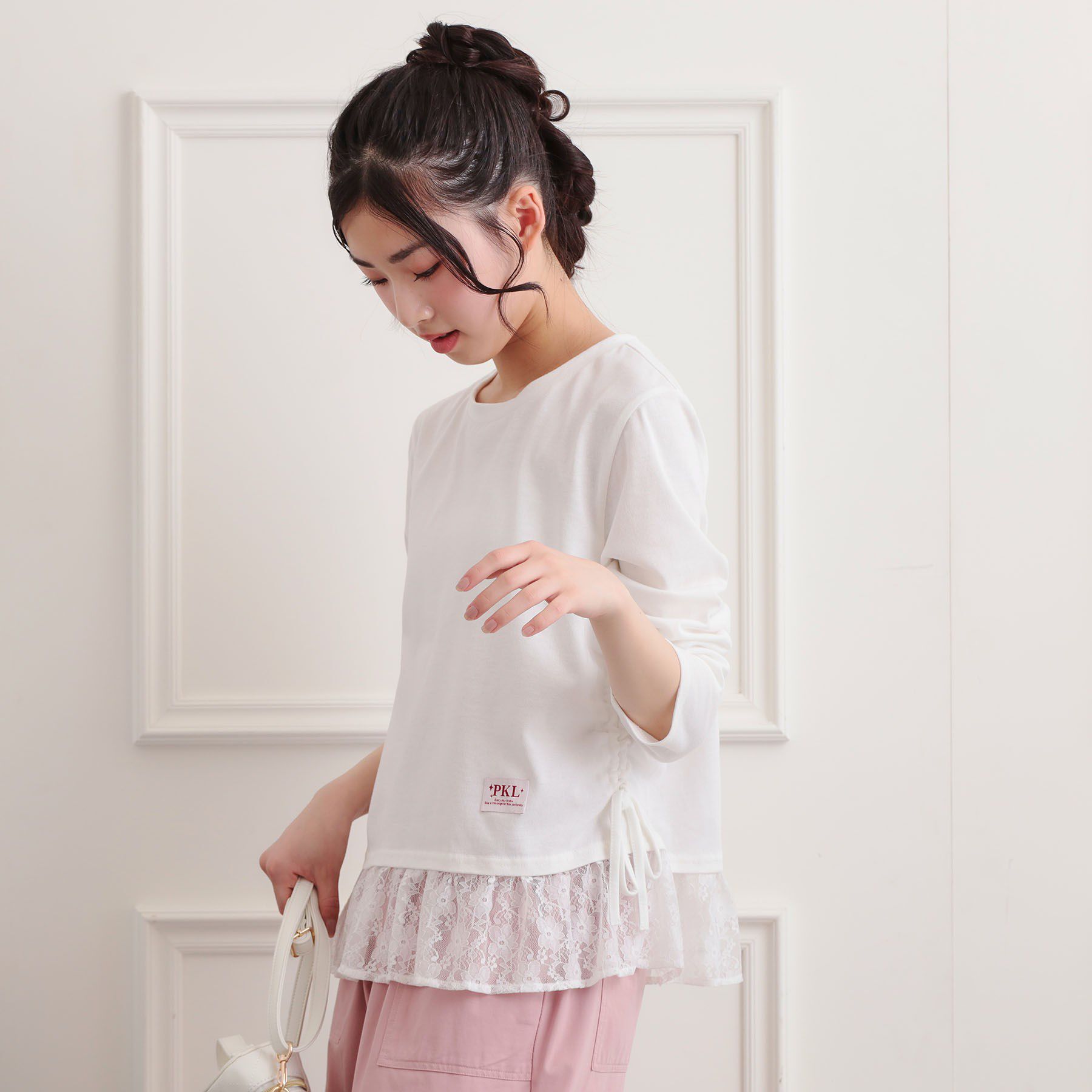 PINK-latte「裾レース脇ドロストトップス」|Tシャツ・カットソー|