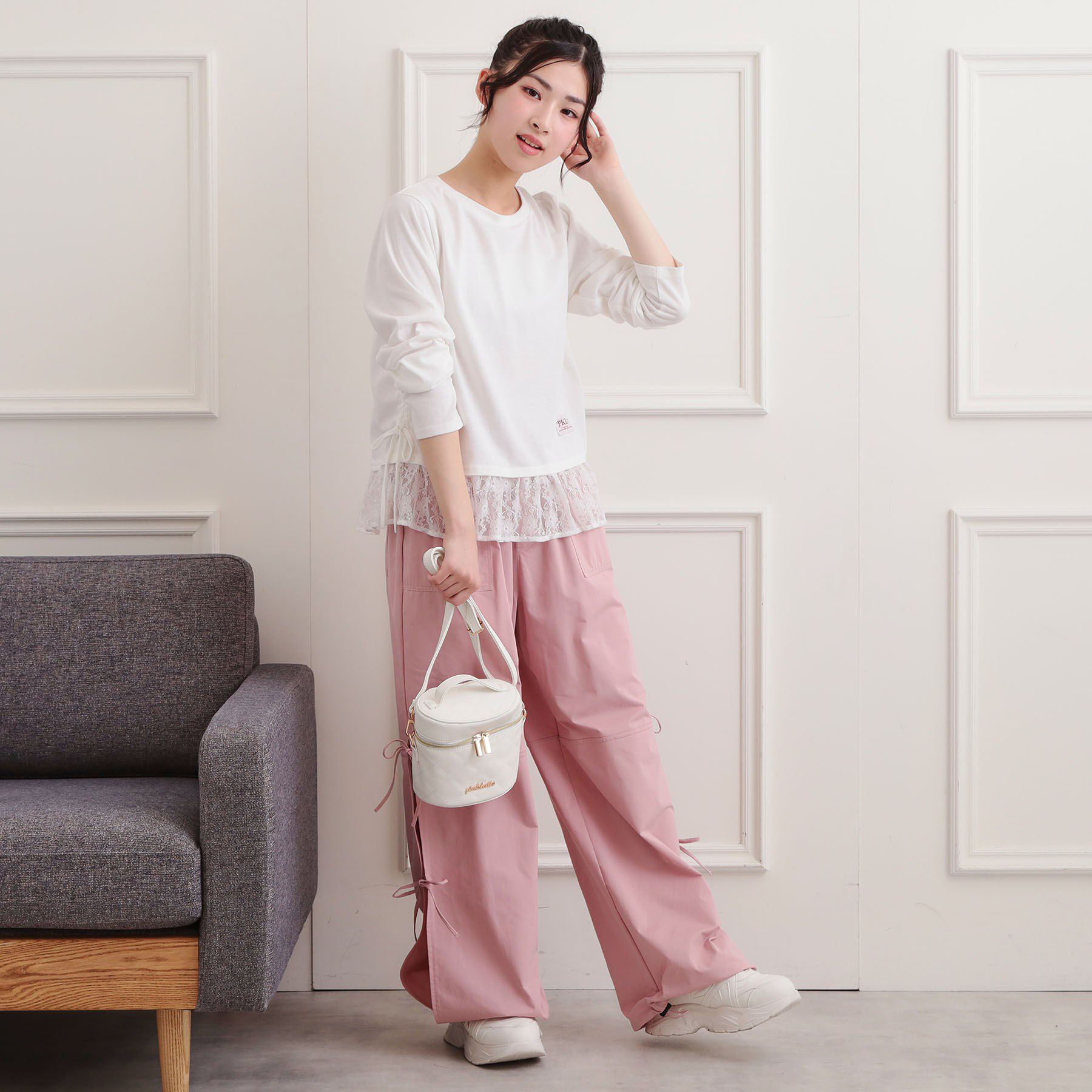 PINK-latte「裾レース脇ドロストトップス」|Tシャツ・カットソー|