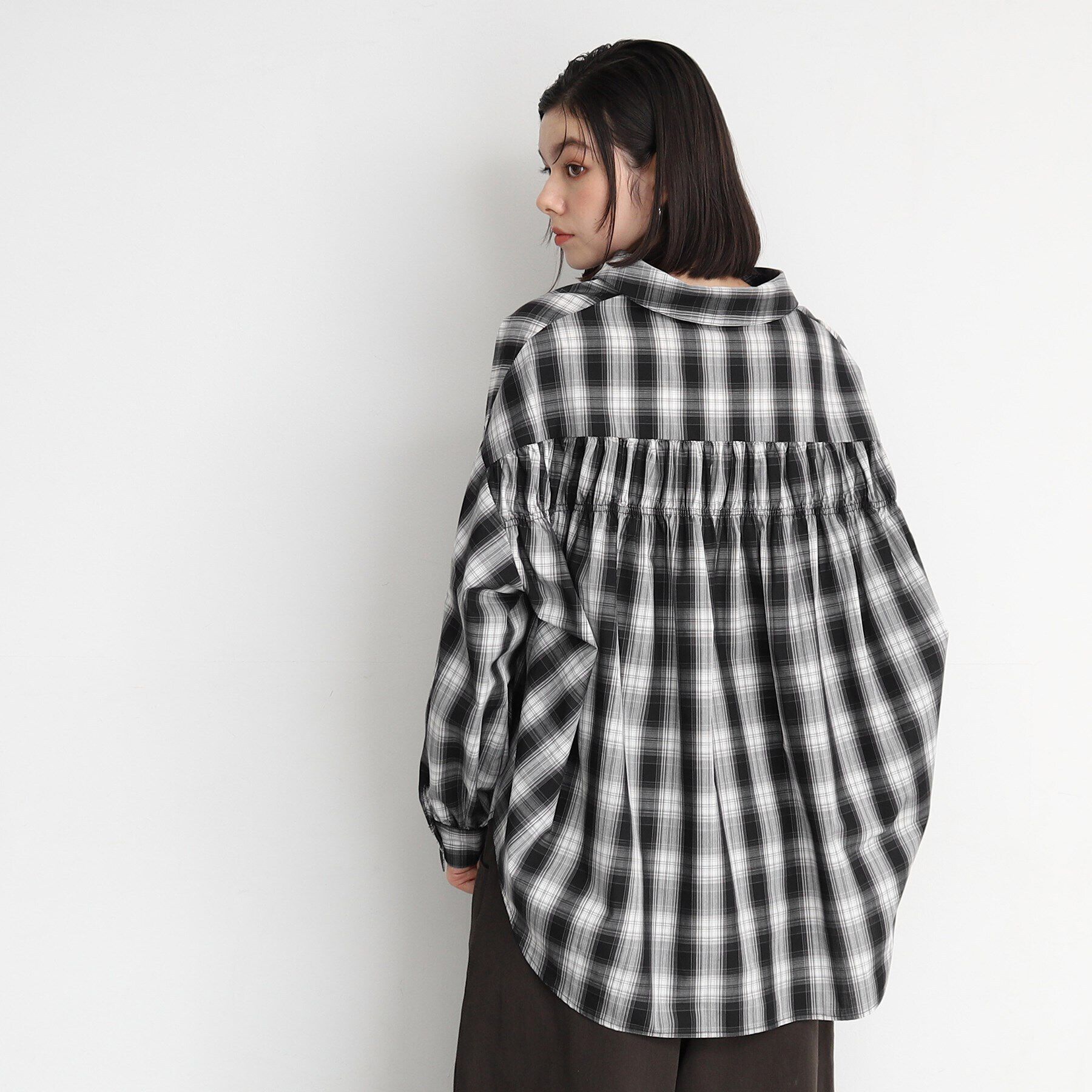 THE SHOP TK「【＠BAILA掲載】バックシャーリングシャツ/魅せる体形カバー服/洗える/ヒルナンデス！で紹介！」|シャツ・ブラウス|