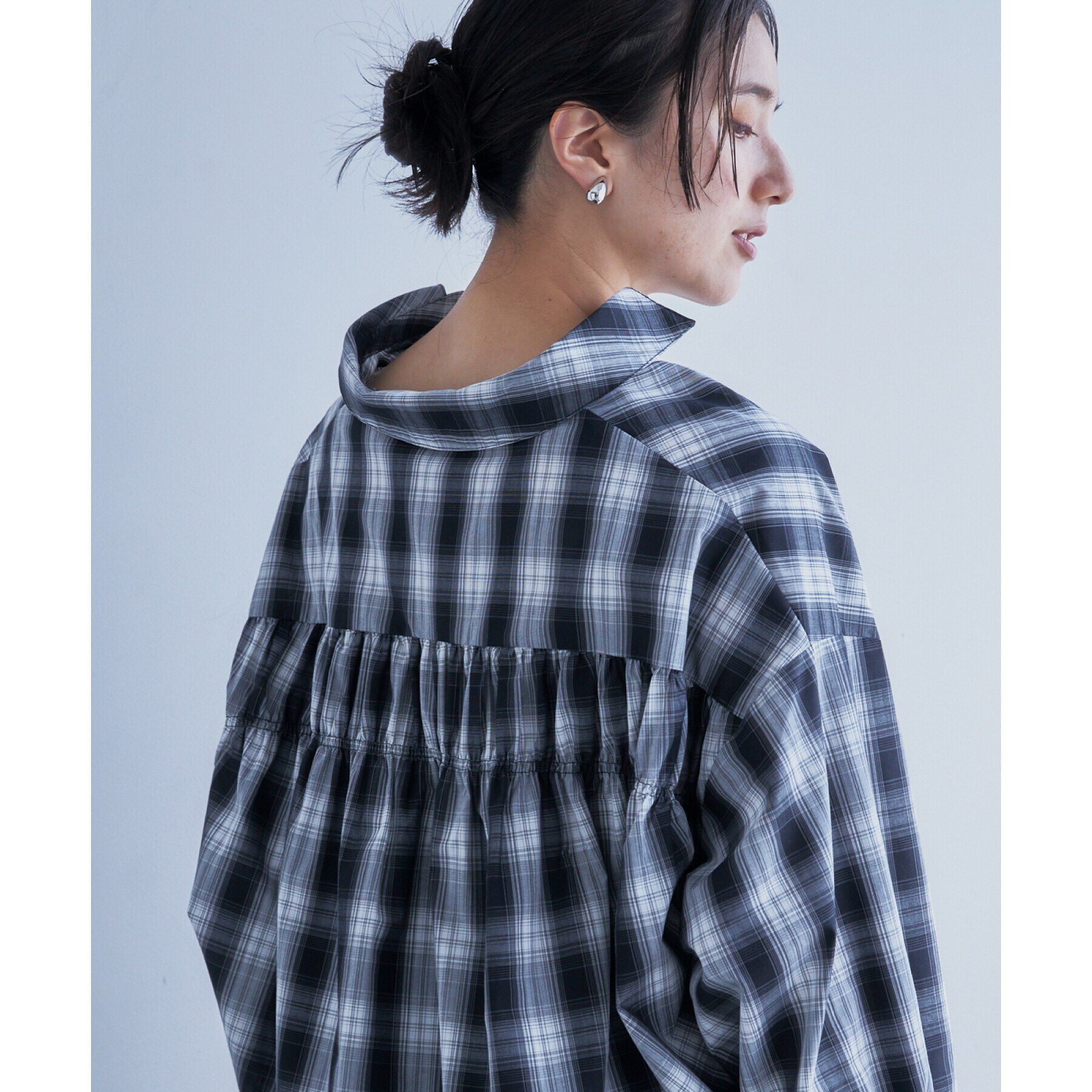 THE SHOP TK「【＠BAILA掲載】バックシャーリングシャツ/魅せる体形カバー服/洗える/ヒルナンデス！で紹介！」|シャツ・ブラウス|