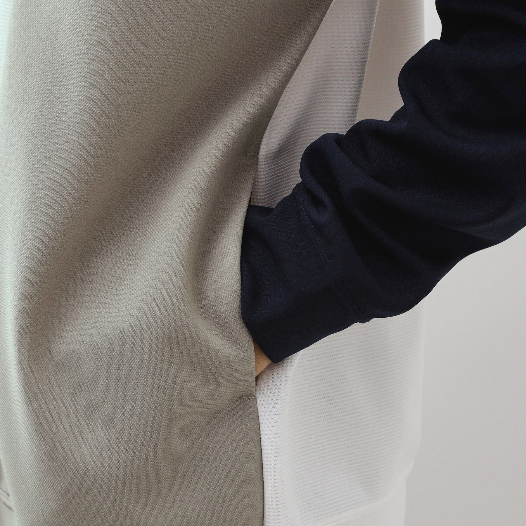 THE SHOP TK「【一枚で着映える】ポンチブロッキングパーカ 洗濯機OK」|パーカー|