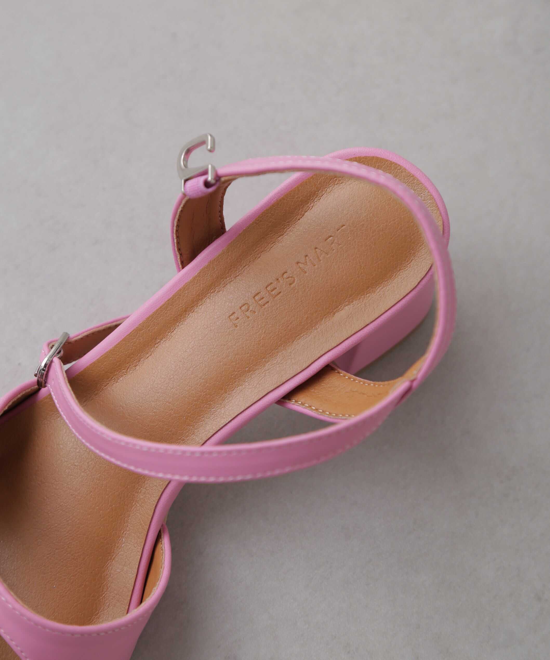  「ストラップサンダル」|その他|