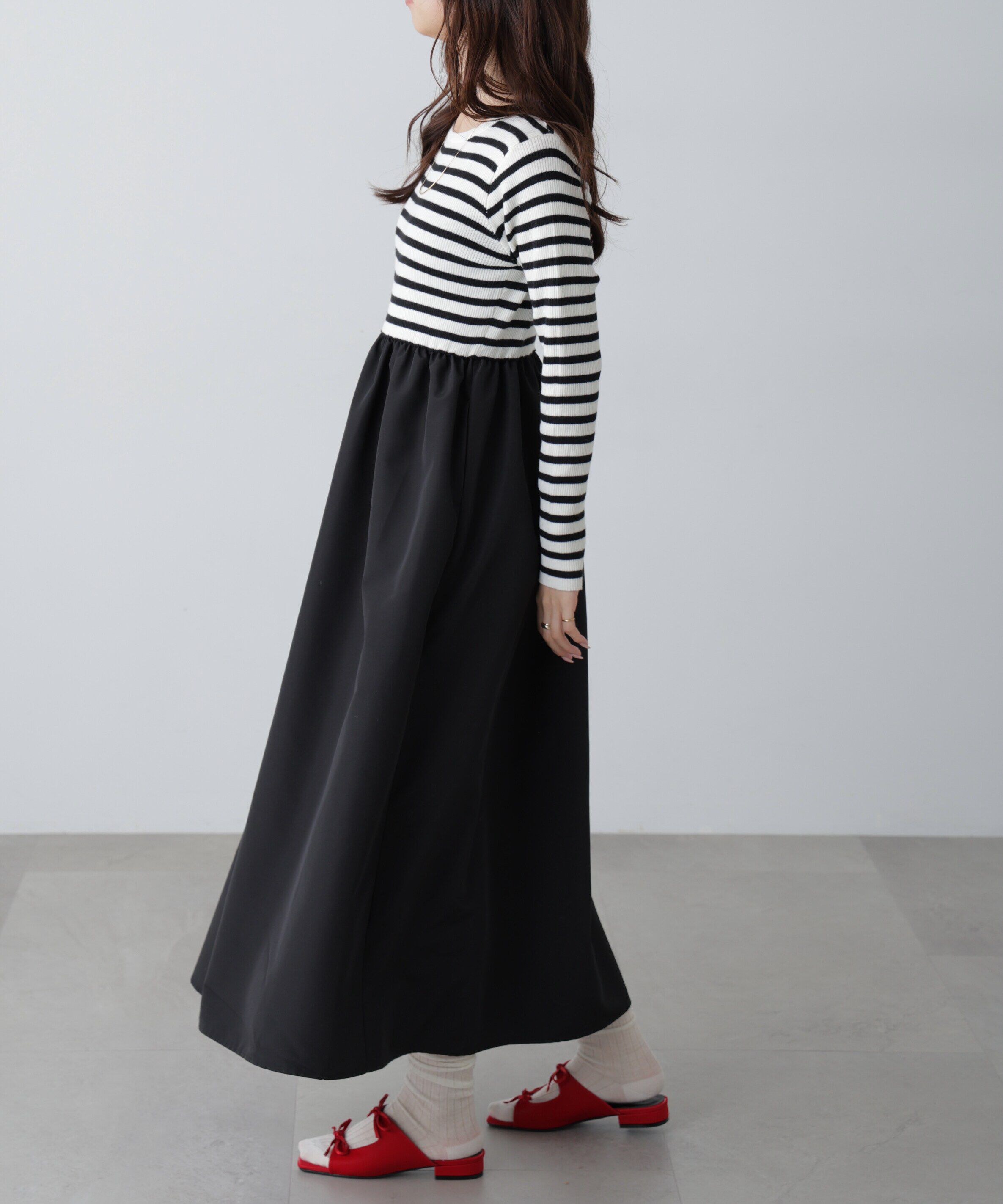  「布帛ドッキングクルーネックワンピース」|ワンピース|