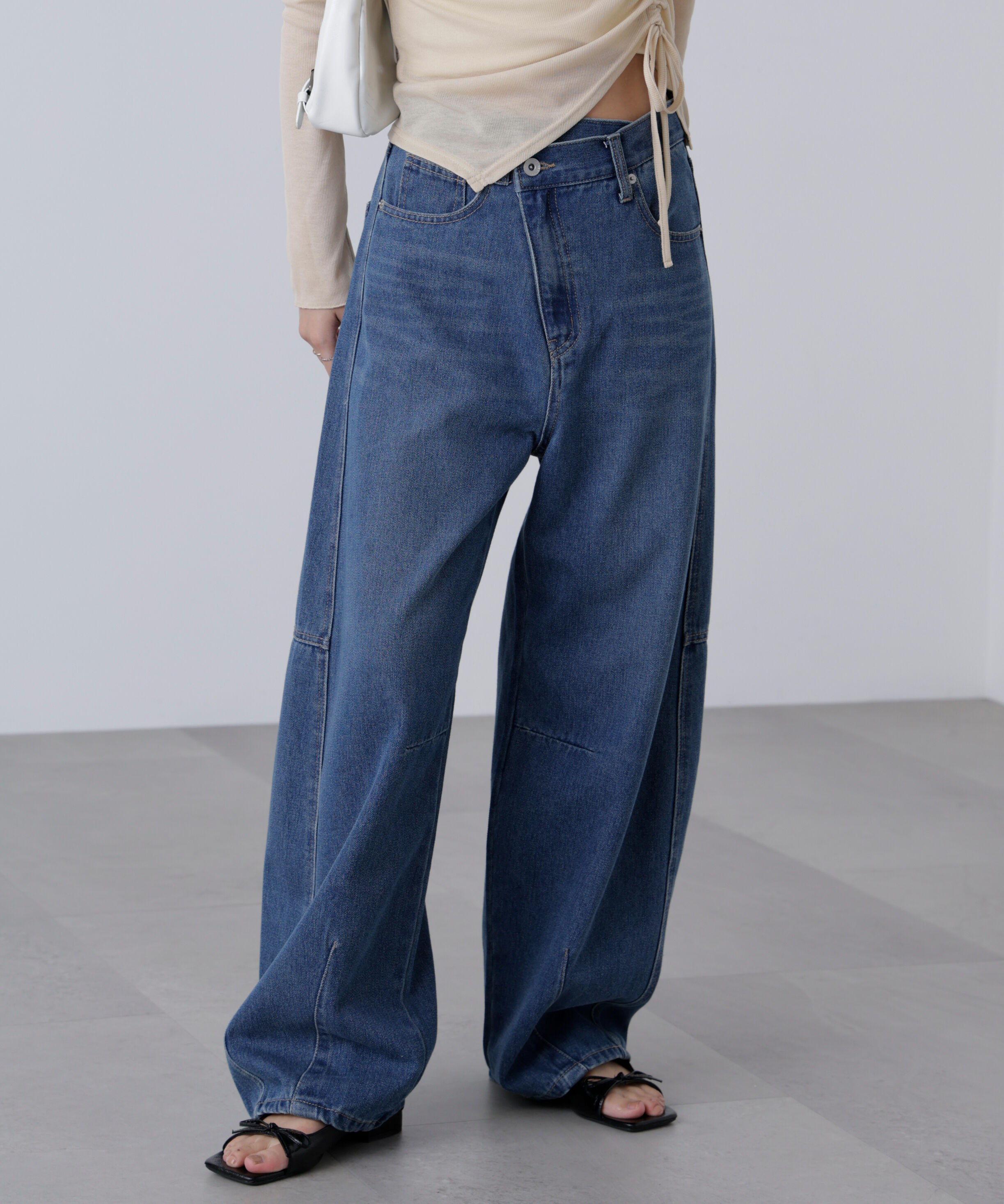  「[低身長サイズ/Sシリーズ]アシメベルトコクーンデニムパンツ」|その他|