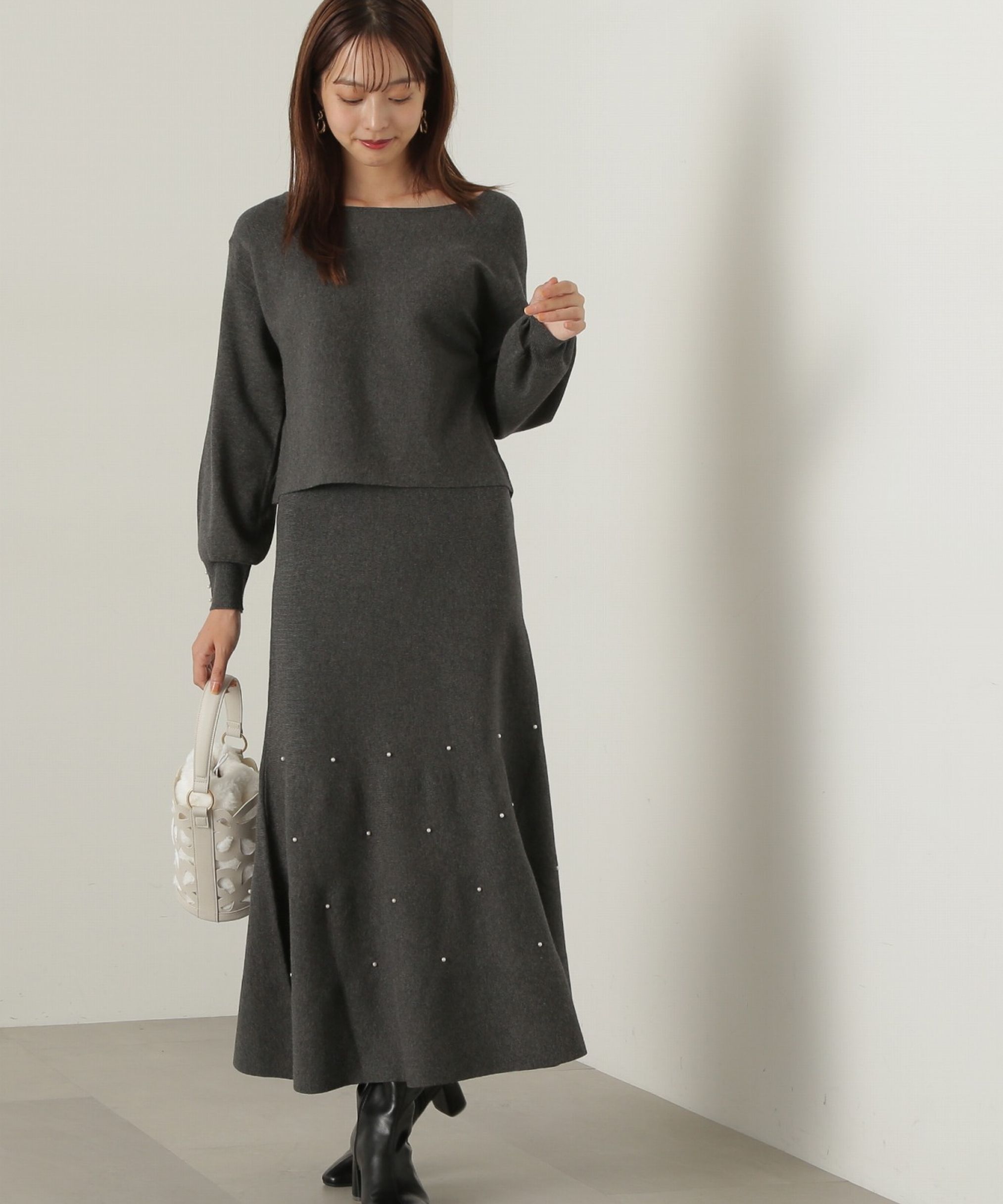 PROPORTION BODY DRESSING「パール付きニットアップ　24AW」|ワンピース|チャコール2