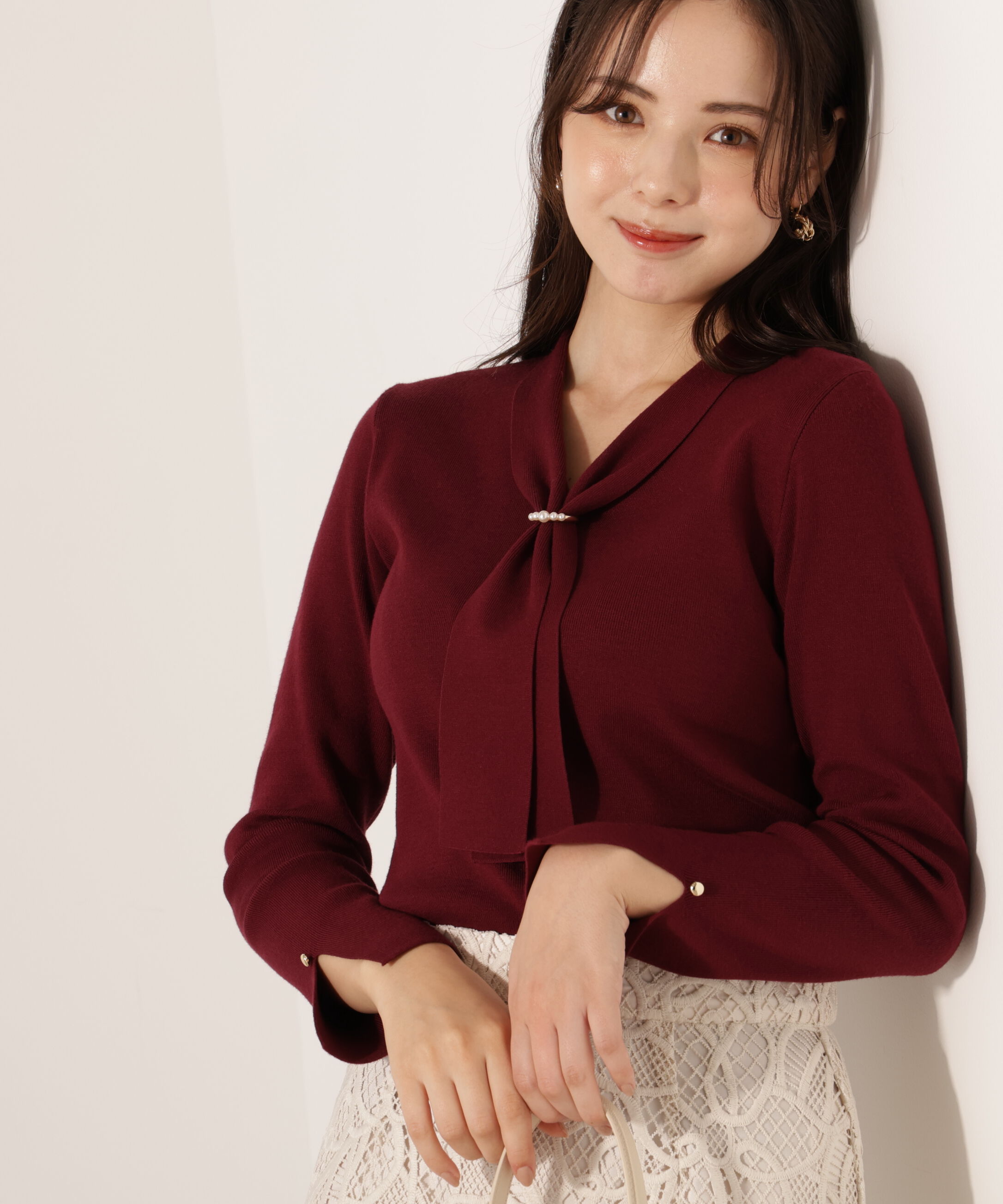 PROPORTION BODY DRESSING「パールリングボウタイニット 25AW」|ニット・セーター|ボルドー