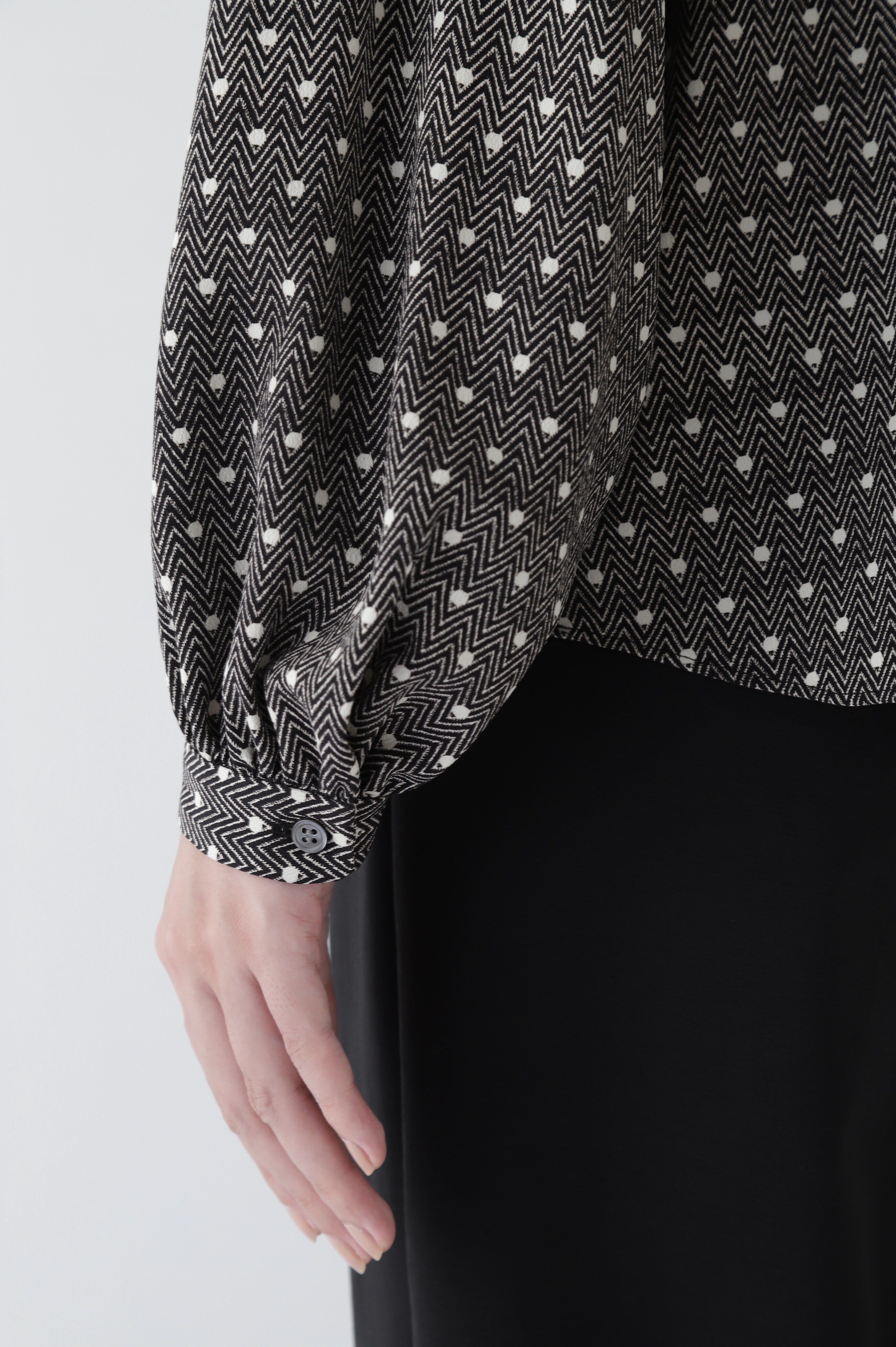  「◆デシンドットプリントボウタイプルオーバー」|シャツ・ブラウス|