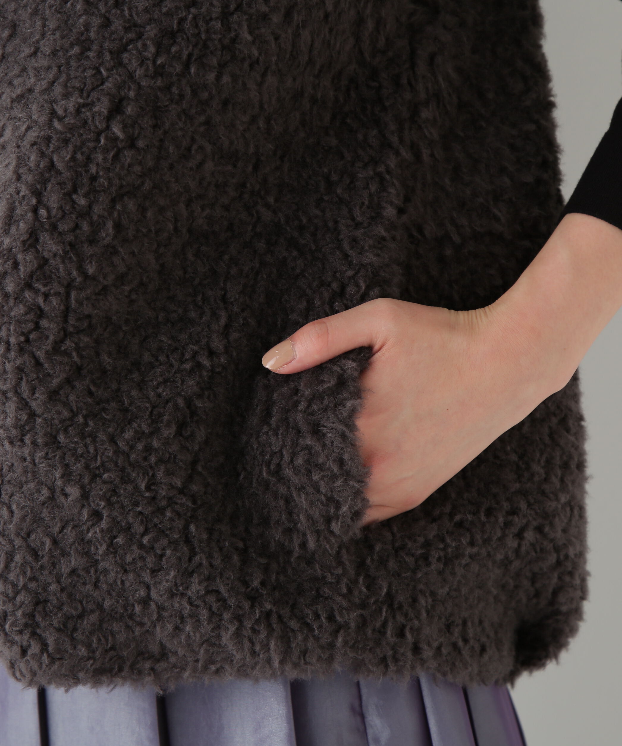  「◆フェイクボアコクーンジレ」|ブルゾン・スタジャン|