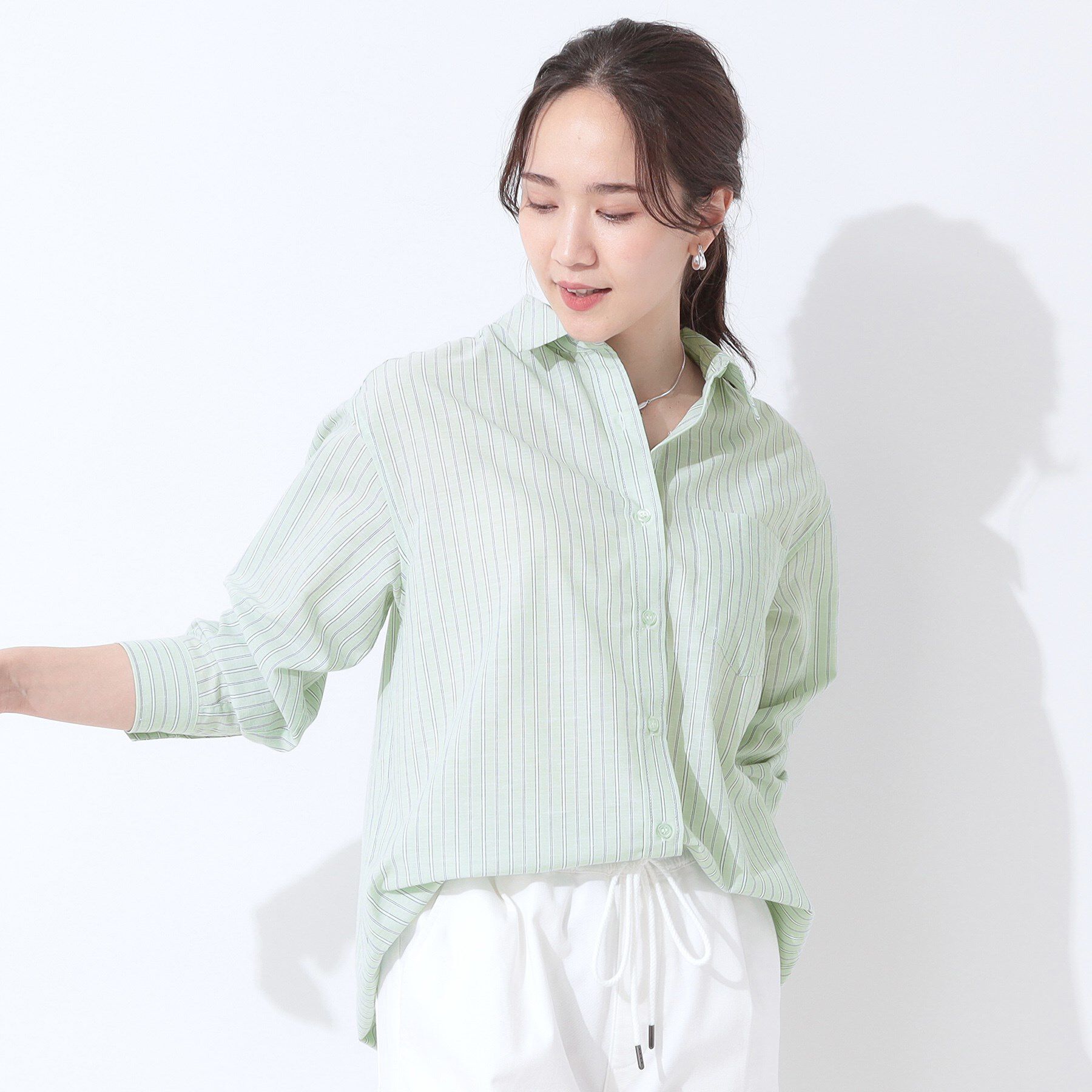 SHOO･LA･RUE「【洗える/S-LL/UV/吸水速乾】洗濯後しわになりにくいリネンブレンドシャツ」|シャツ・ブラウス|