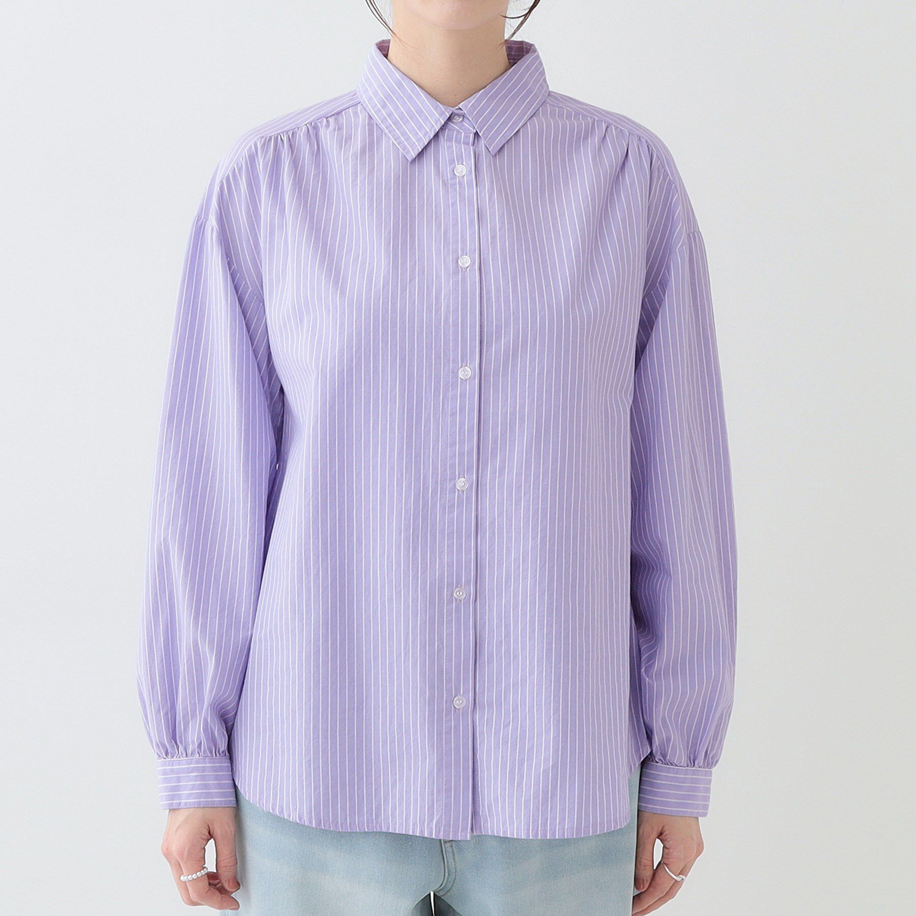 SHOO･LA･RUE「【洗える】バックギャザーがポイント 綿ワッシャー前開きシャツ」|シャツ・ブラウス|