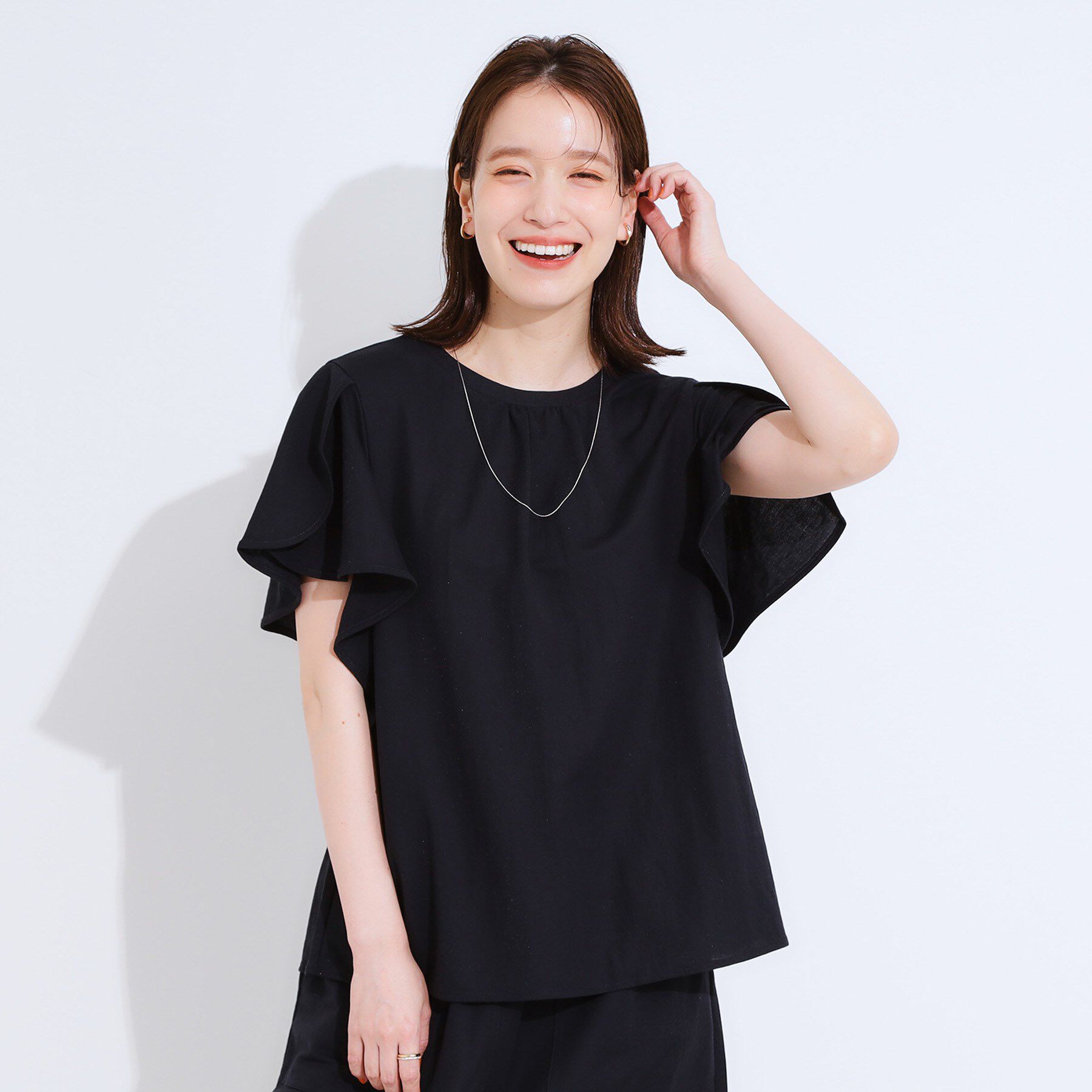 SHOO･LA･RUE「【セットアップ可/ひんやり/S-LL】きちんと感のあるフリル袖トップス」|Tシャツ・カットソー|