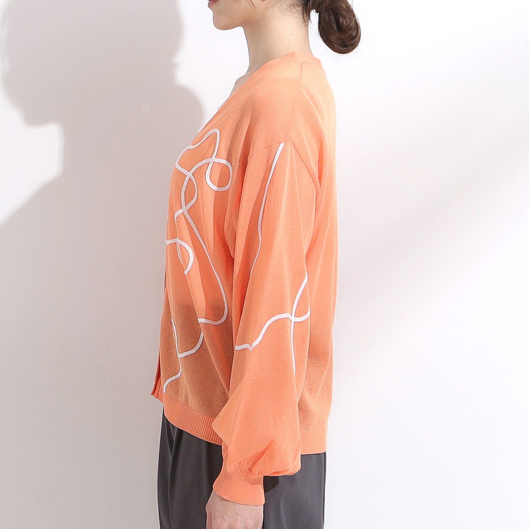 SHOO･LA･RUE「ニュアンスデザインがこなれ見え 刺繍デザイン シアーカーディガン」|カーディガン|