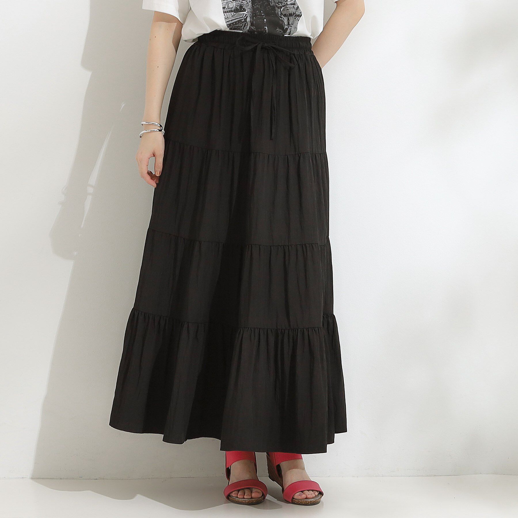 SHOO･LA･RUE「【洗える/S-LL】微光沢で華やかなティアードスカート」|スカート|