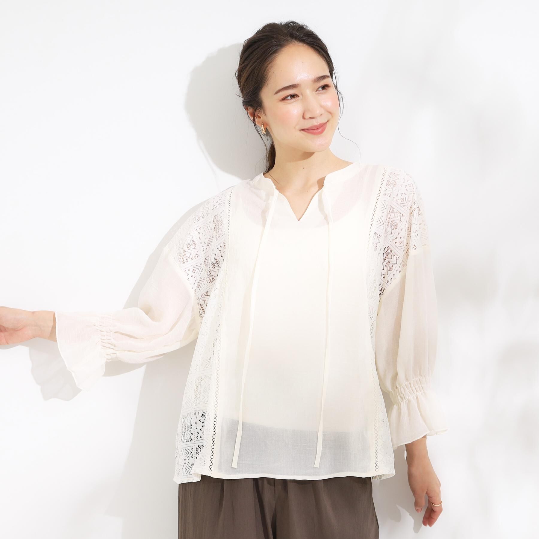 SHOO･LA･RUE「【着丈選べる】一枚でこなれ見え サイドレースブラウス」|シャツ・ブラウス|