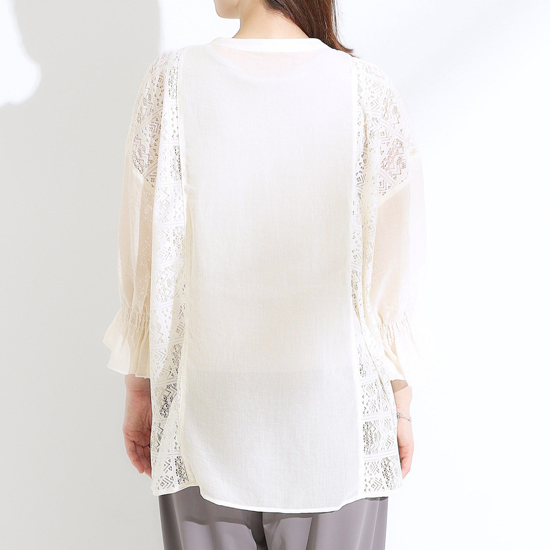 SHOO･LA･RUE「【着丈選べる】一枚でこなれ見え サイドレースブラウス」|シャツ・ブラウス|