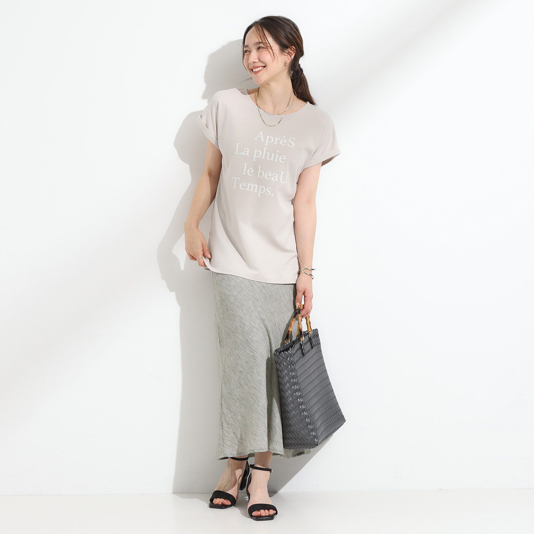 SHOO･LA･RUE「【汗ジミ防止/ひんやり/UV】ロゴプリントTシャツ」|Tシャツ・カットソー|