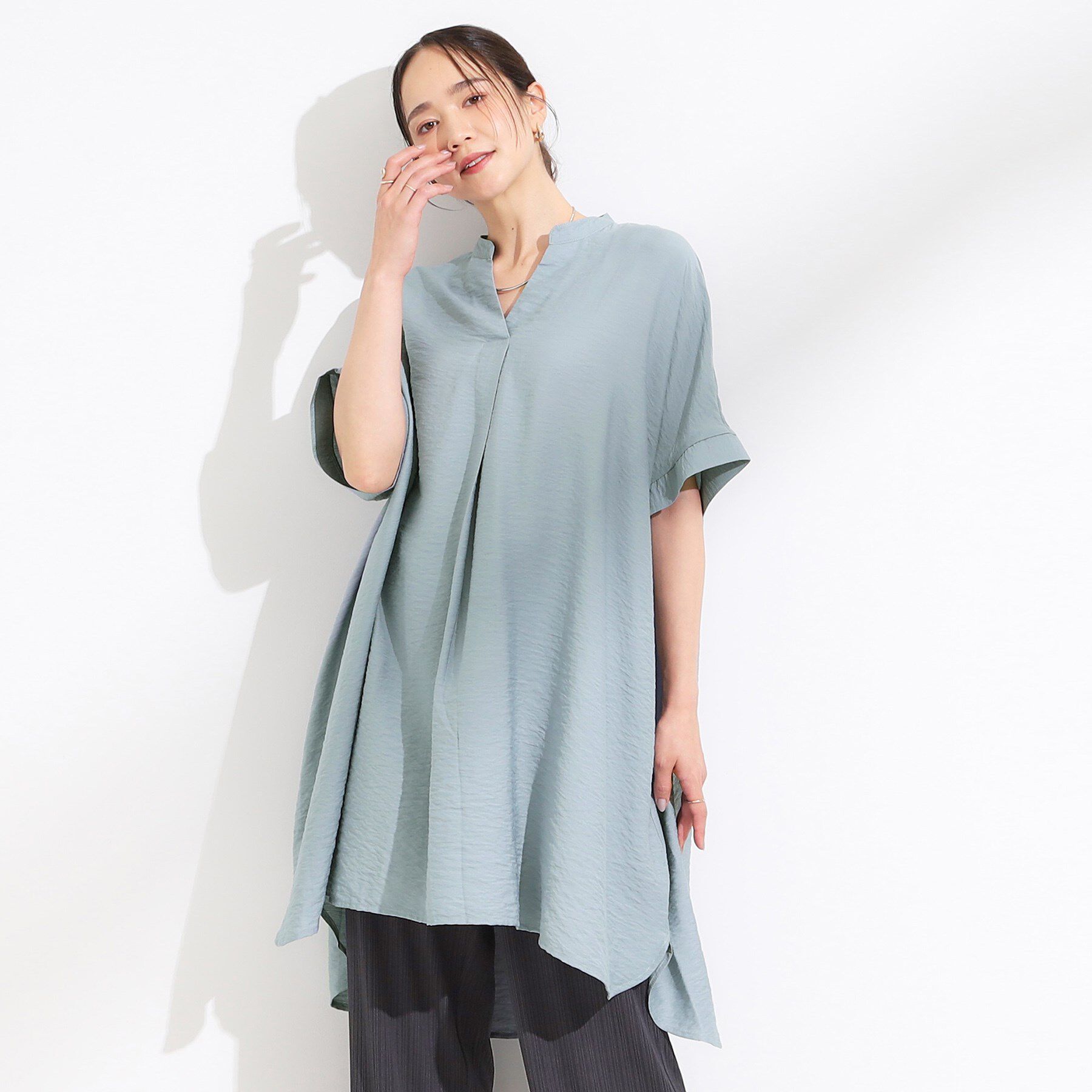 SHOO･LA･RUE「【S-LL/ひんやり】涼しく楽に体型カバー　ゆったりスキッパー半袖チュニック」|チュニック|