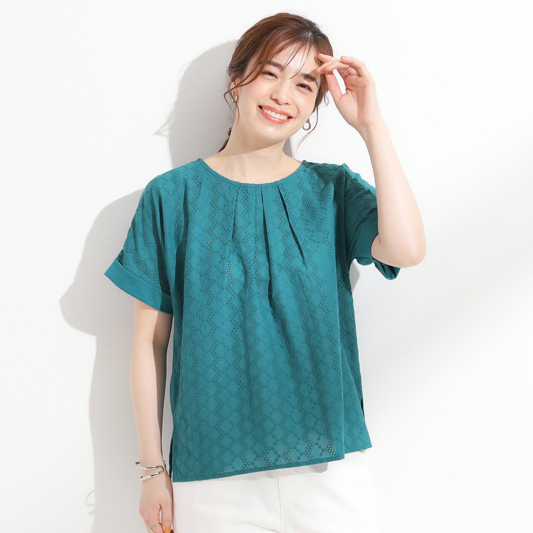 SHOO･LA･RUE「【S-LL】大人の上品な甘さ 刺繍レース切り替えトップス」|Tシャツ・カットソー|