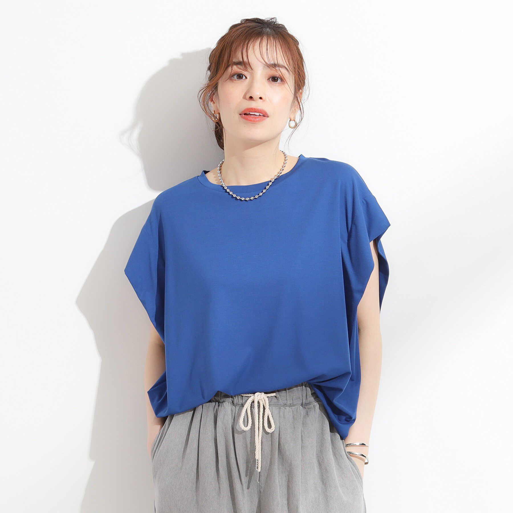 SHOO･LA･RUE「【S-LL/ひんやり/UV】二の腕をきれいにカバー ショルダータックトップス」|Tシャツ・カットソー|