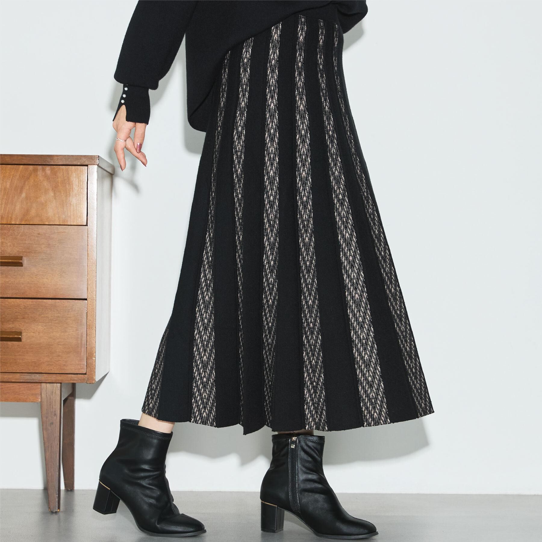 SHOO･LA･RUE「【高レビュー/セットアップ可】女性らしさ際立つ 洗えるもちもちニットスカート」|スカート|