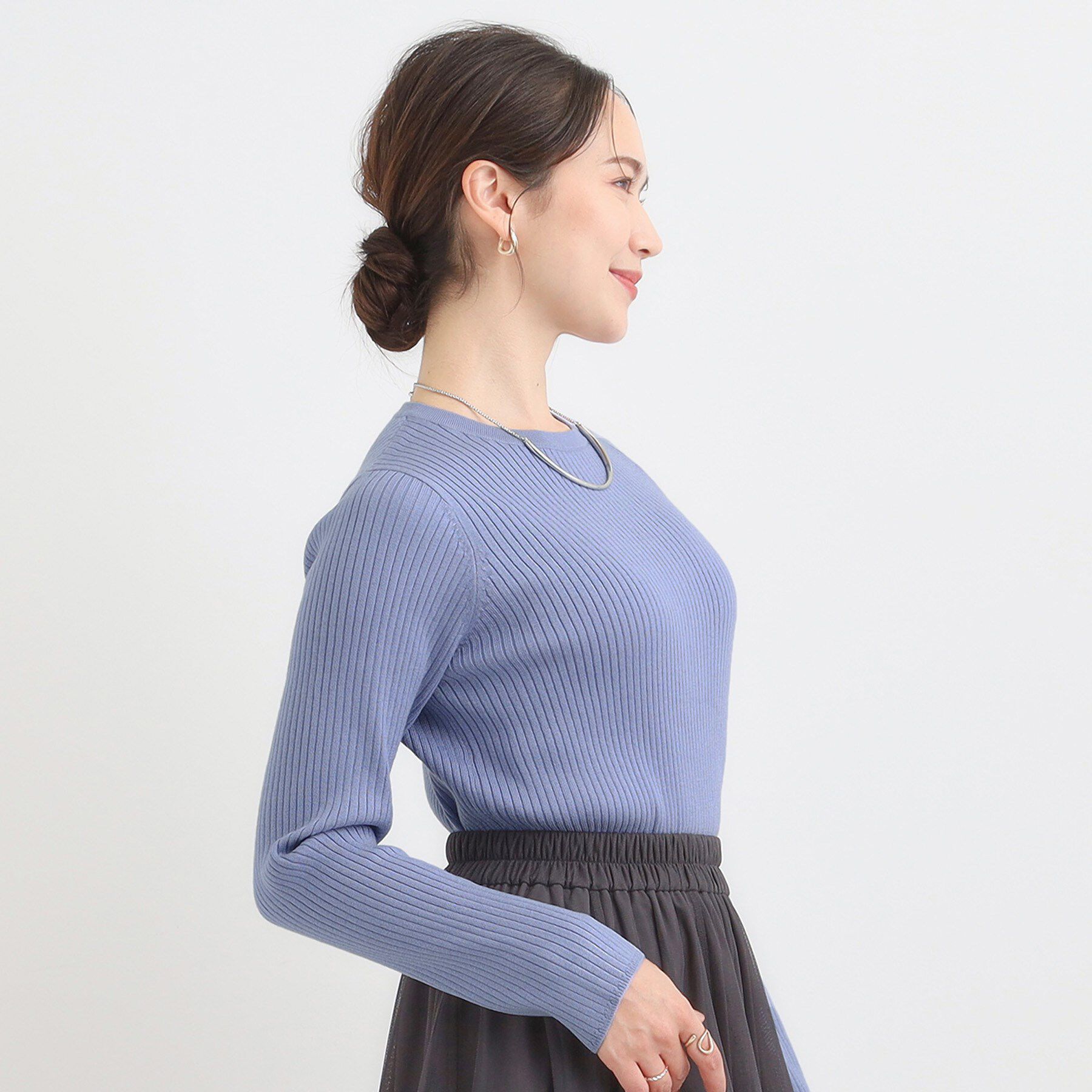 SHOO･LA･RUE「【絶妙なゆるピタ/洗濯機可】ちくちくしにくい リブクルーネックやわらかニット」|ニット・セーター|
