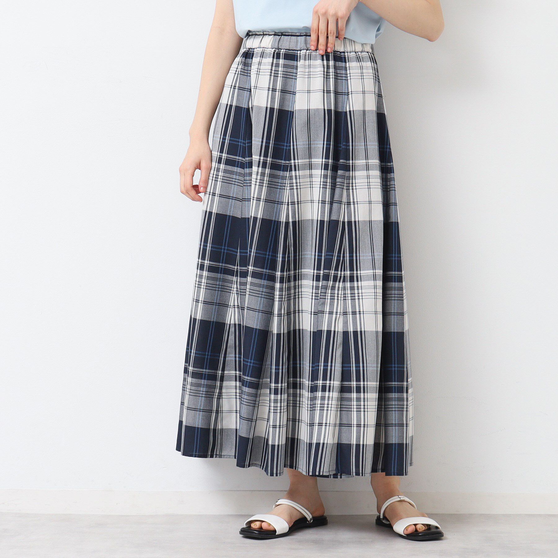 Dessin「【ウエストゴム・洗える】映えチェック柄スカート（XS～L）」|スカート|ネイビー(294)