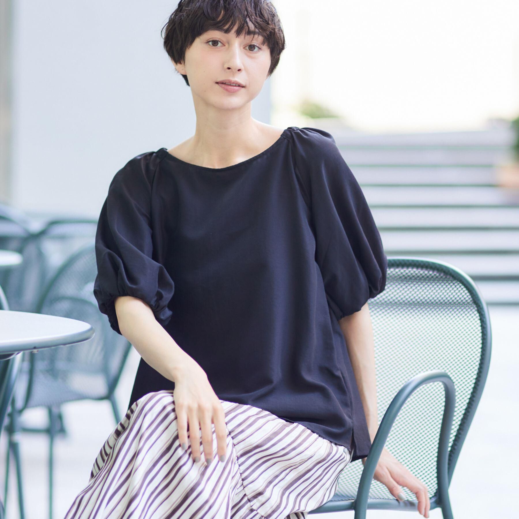 Dessin「【洗える】バッグギャザー入り五分袖ボリュームブラウス」|シャツ・ブラウス|ブラック(019)