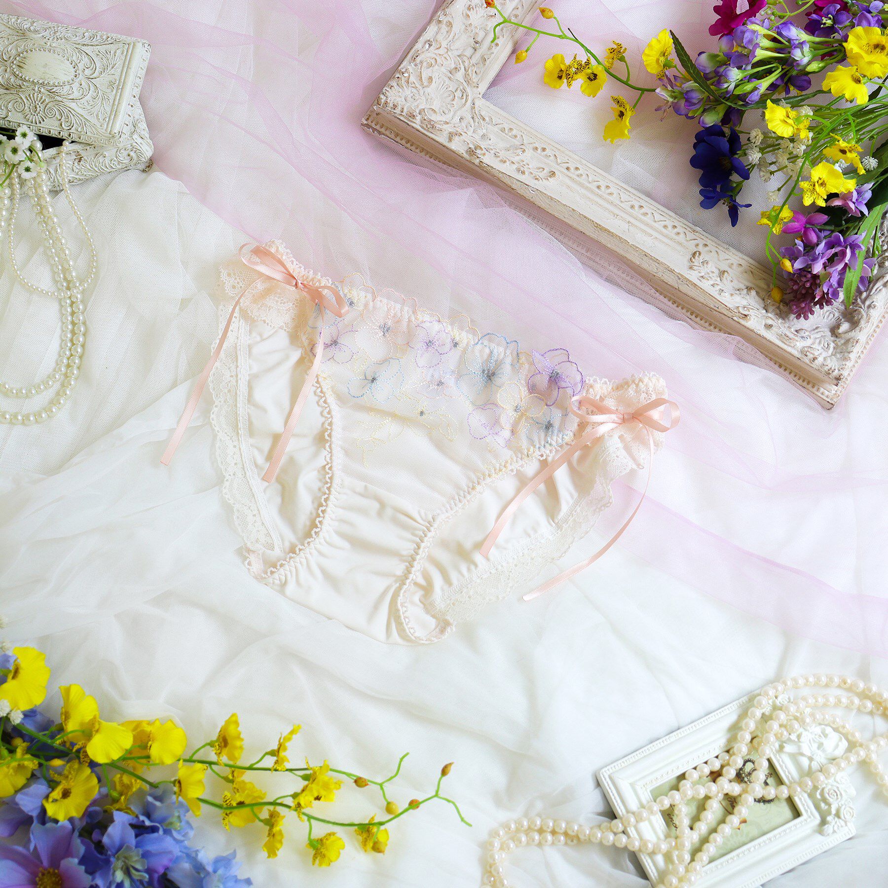 Risa Magli「フィオラ リボンショーツ」|インナー|クリーム(050)