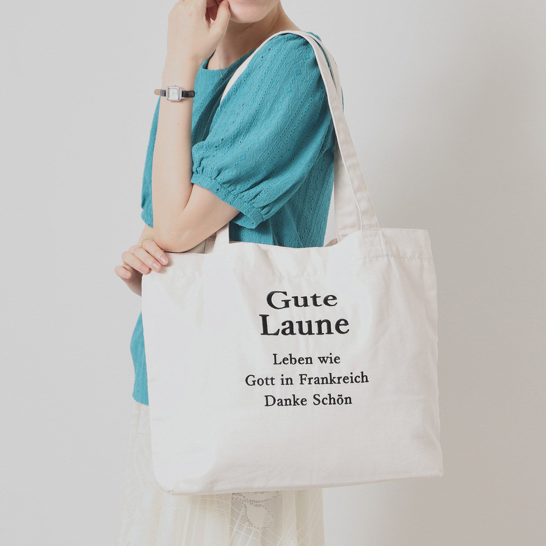 ITS&rsquo;DEMO「【A4対応】ロゴ刺繍ラージトート」|トートバッグ|アイボリー(004)