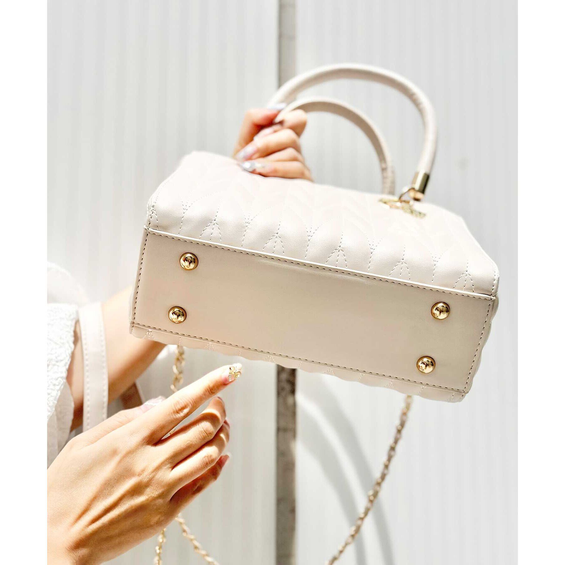 Ober Tashe「チャーム付きキルティング2WAYバッグ」|ハンドバッグ|