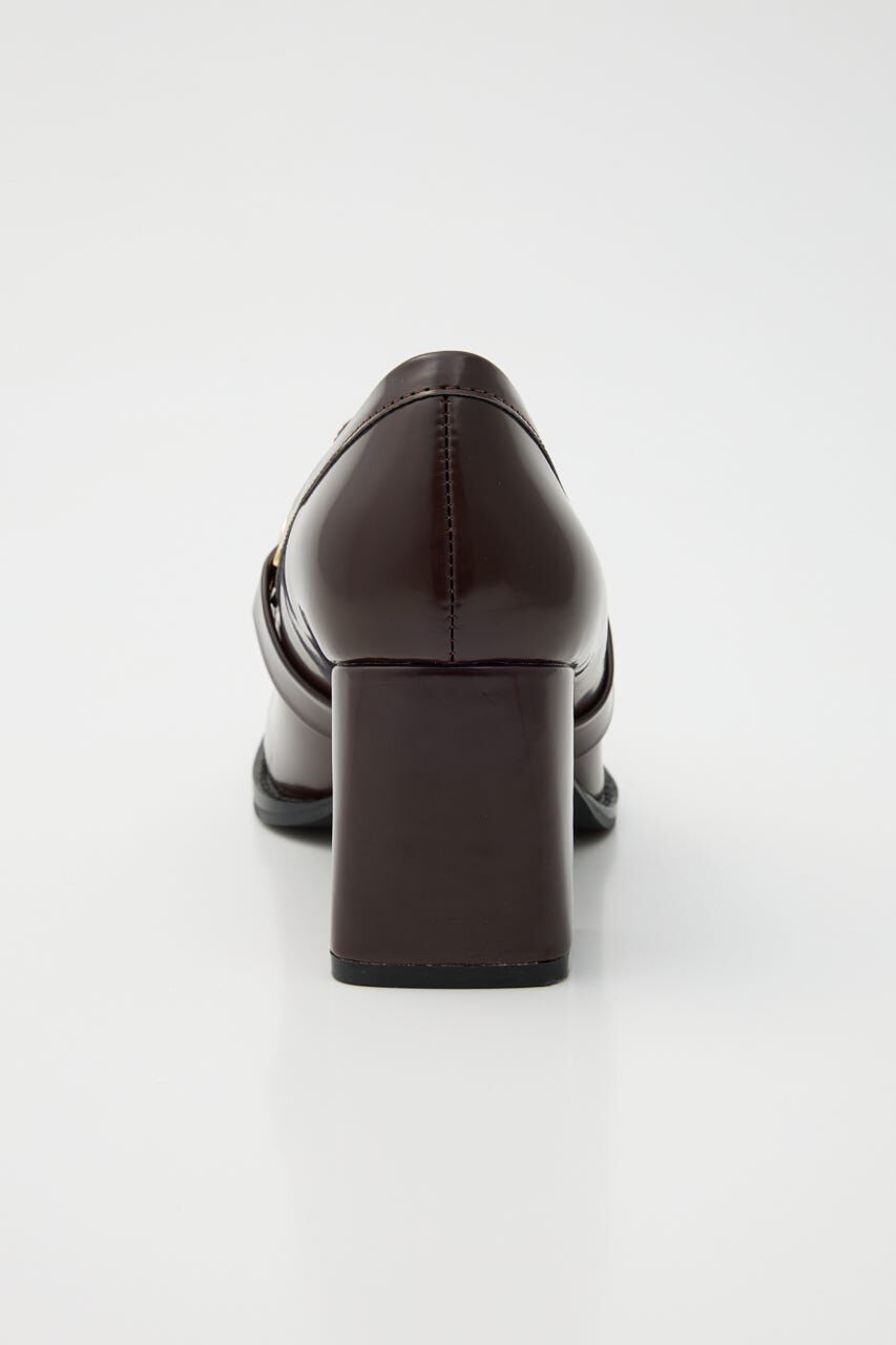 rienda「チェーン付きスリムトゥローファーパンプス」|パンプス|