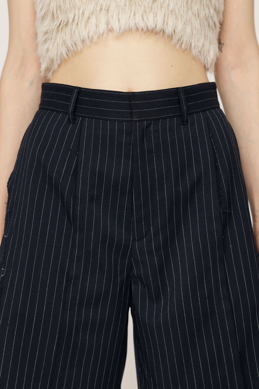 SLY「CUTOUT MIDDLE ショートパンツ」|その他|